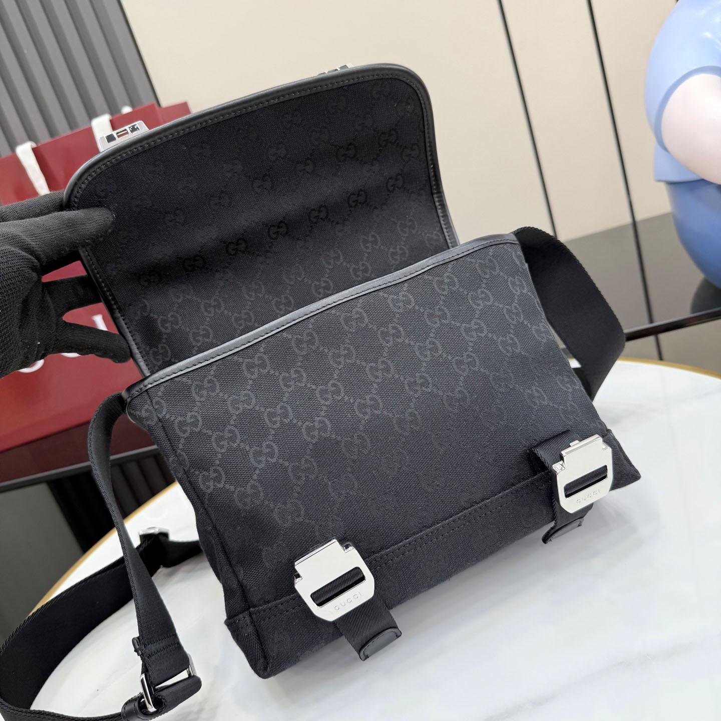 Gucci GG Canvas Small Crossbody Bag 854745 - DopestKickz