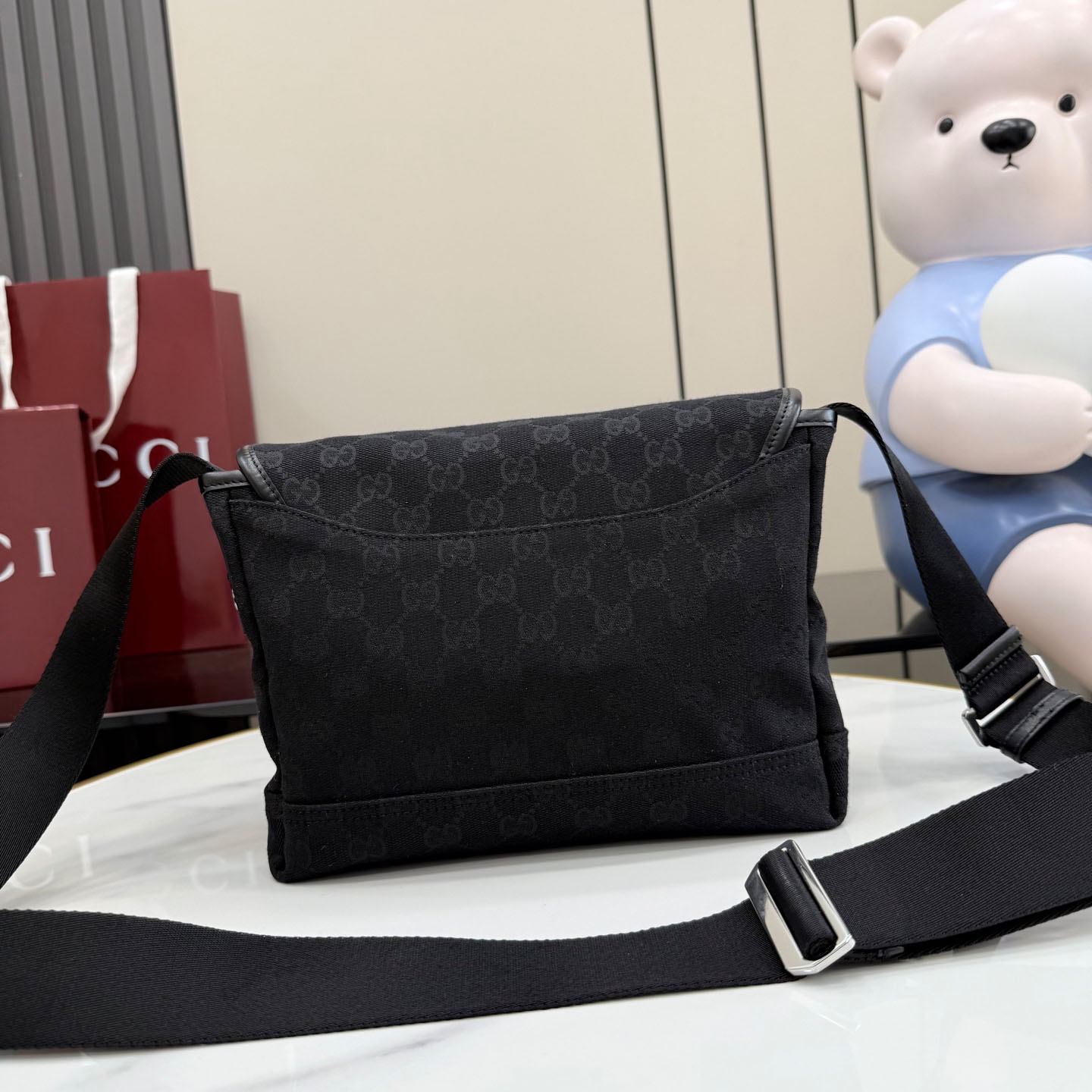 Gucci GG Canvas Small Crossbody Bag 854745 - DopestKickz