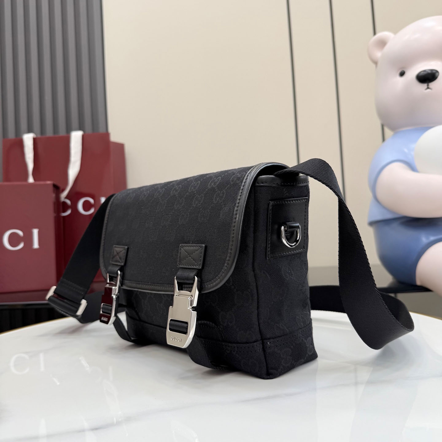 Gucci GG Canvas Small Crossbody Bag 854745 - DopestKickz