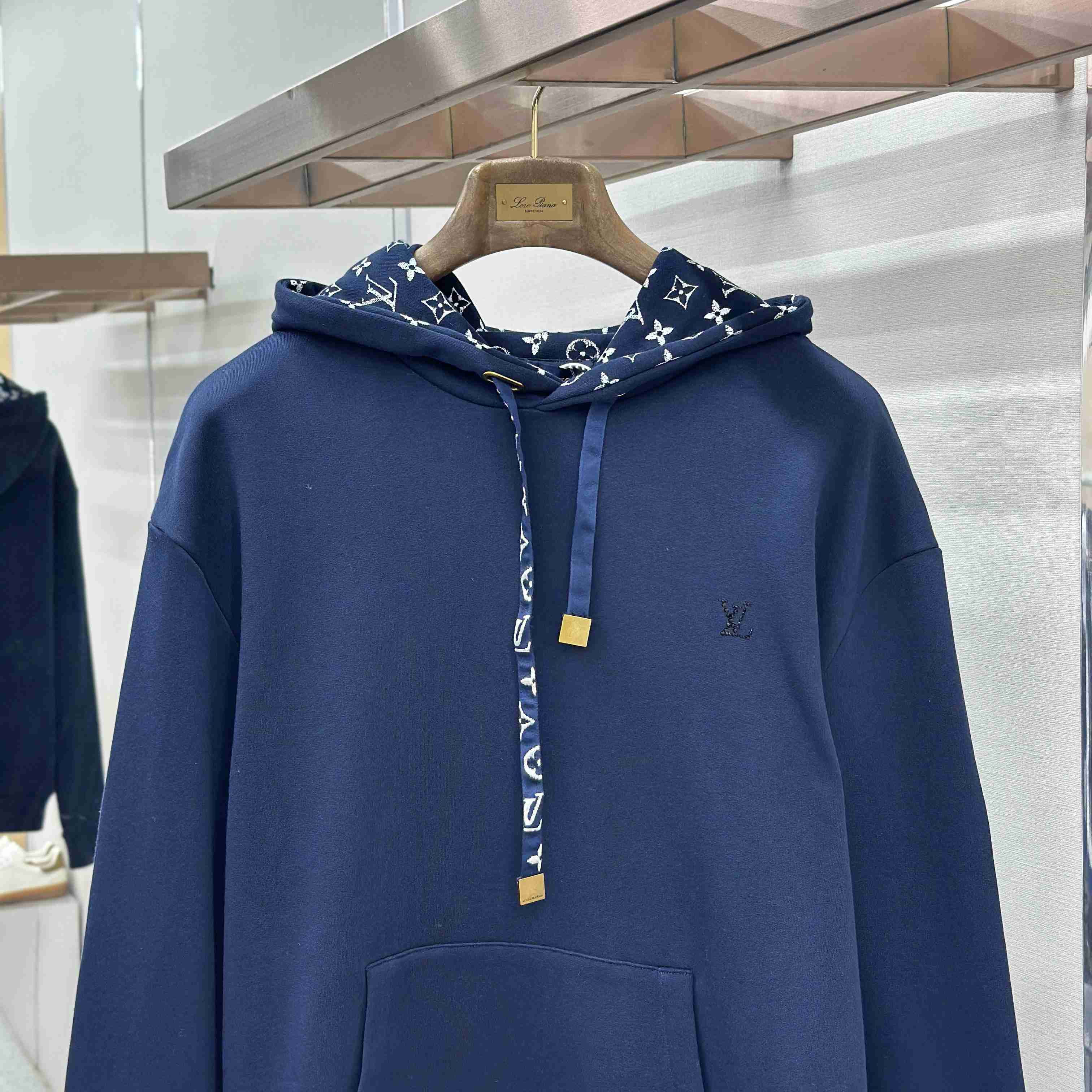 Louis Vuitton Cotton Hoodie 1AGJZY - DopestKickz