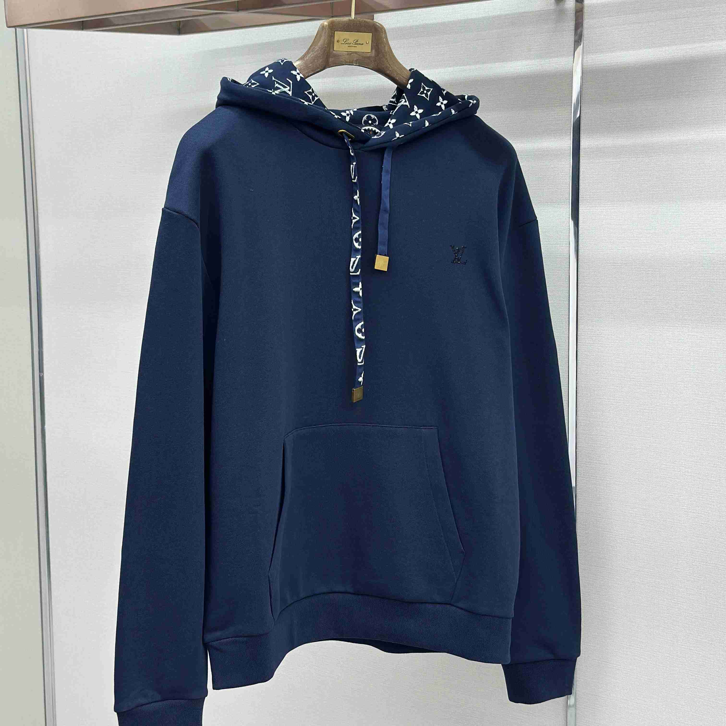 Louis Vuitton Cotton Hoodie 1AGJZY - DopestKickz