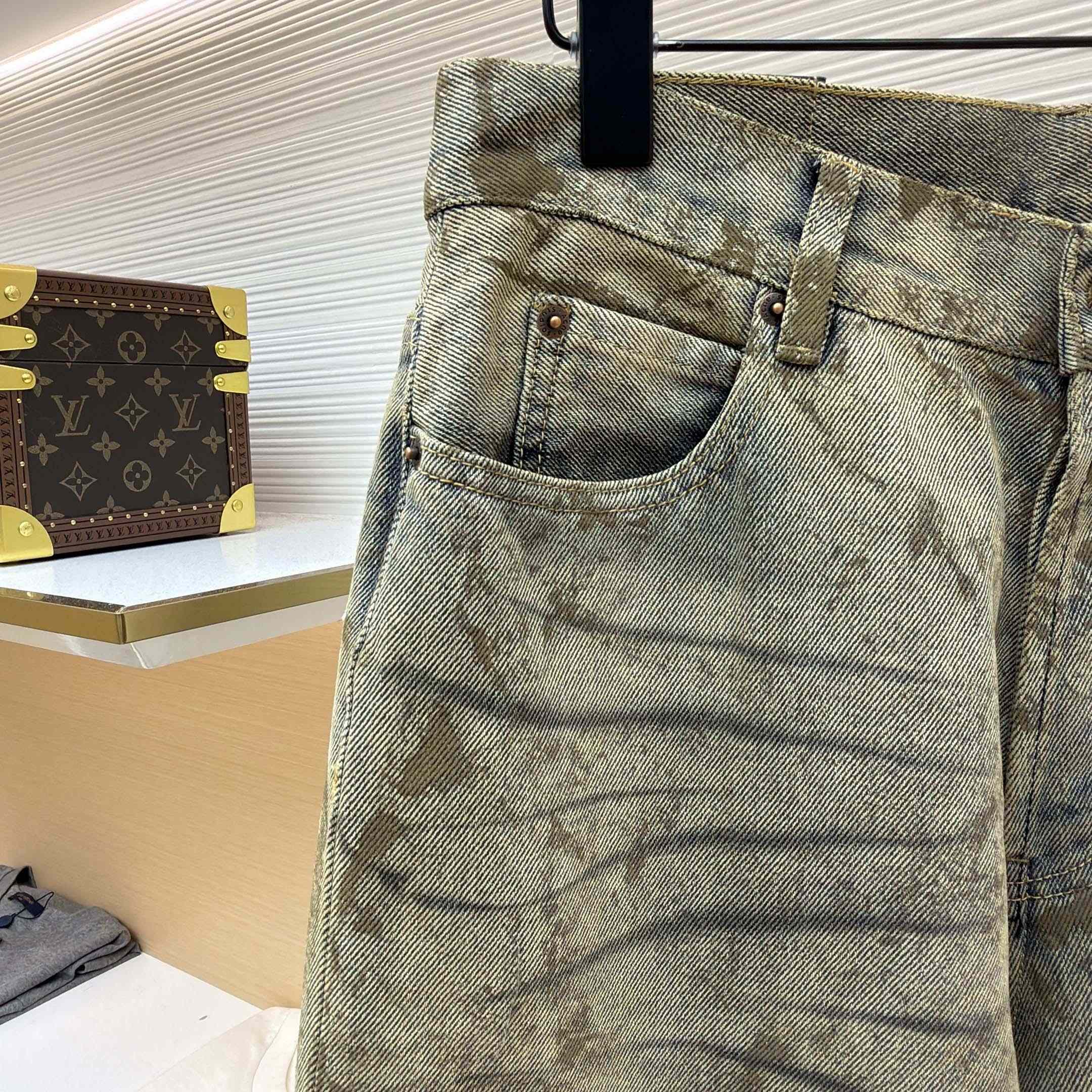 Acne Studios Regular Fit Jeans - 2021F  - DopestKickz