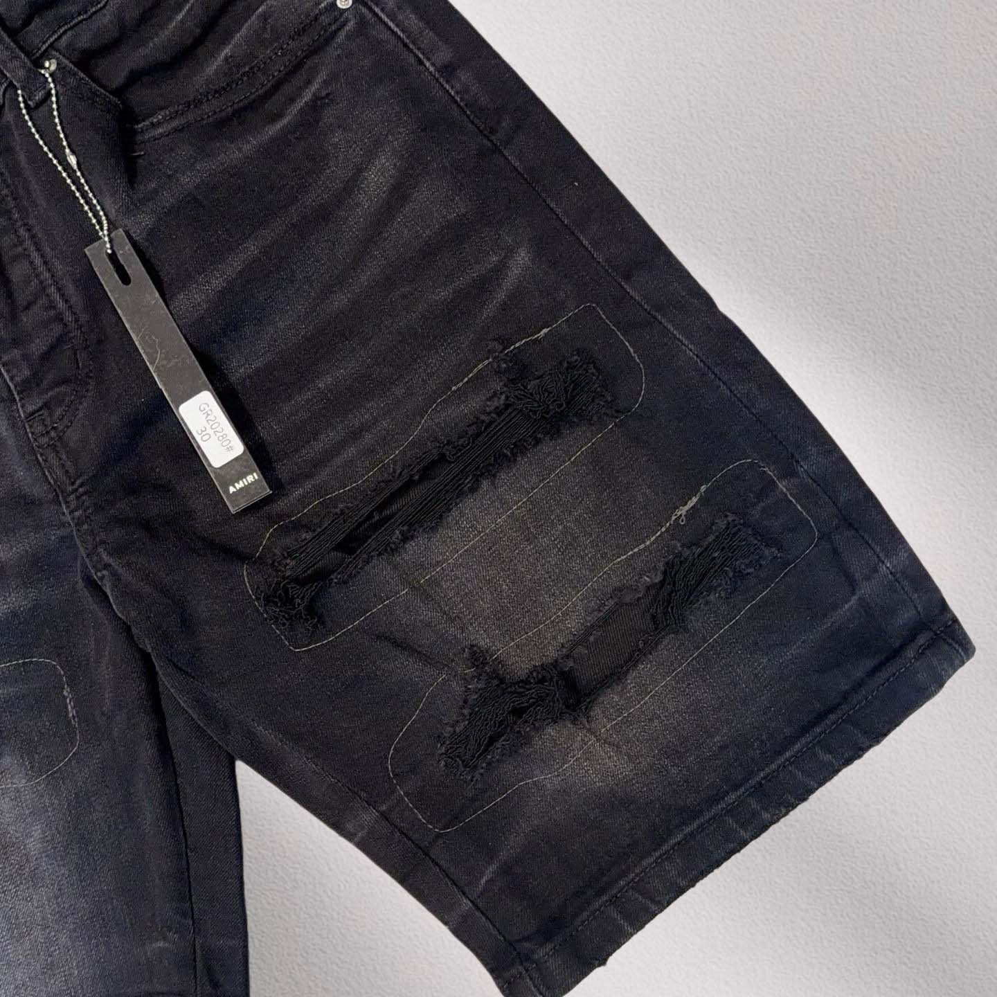 Amiri Shorts    20280 - DopestKickz