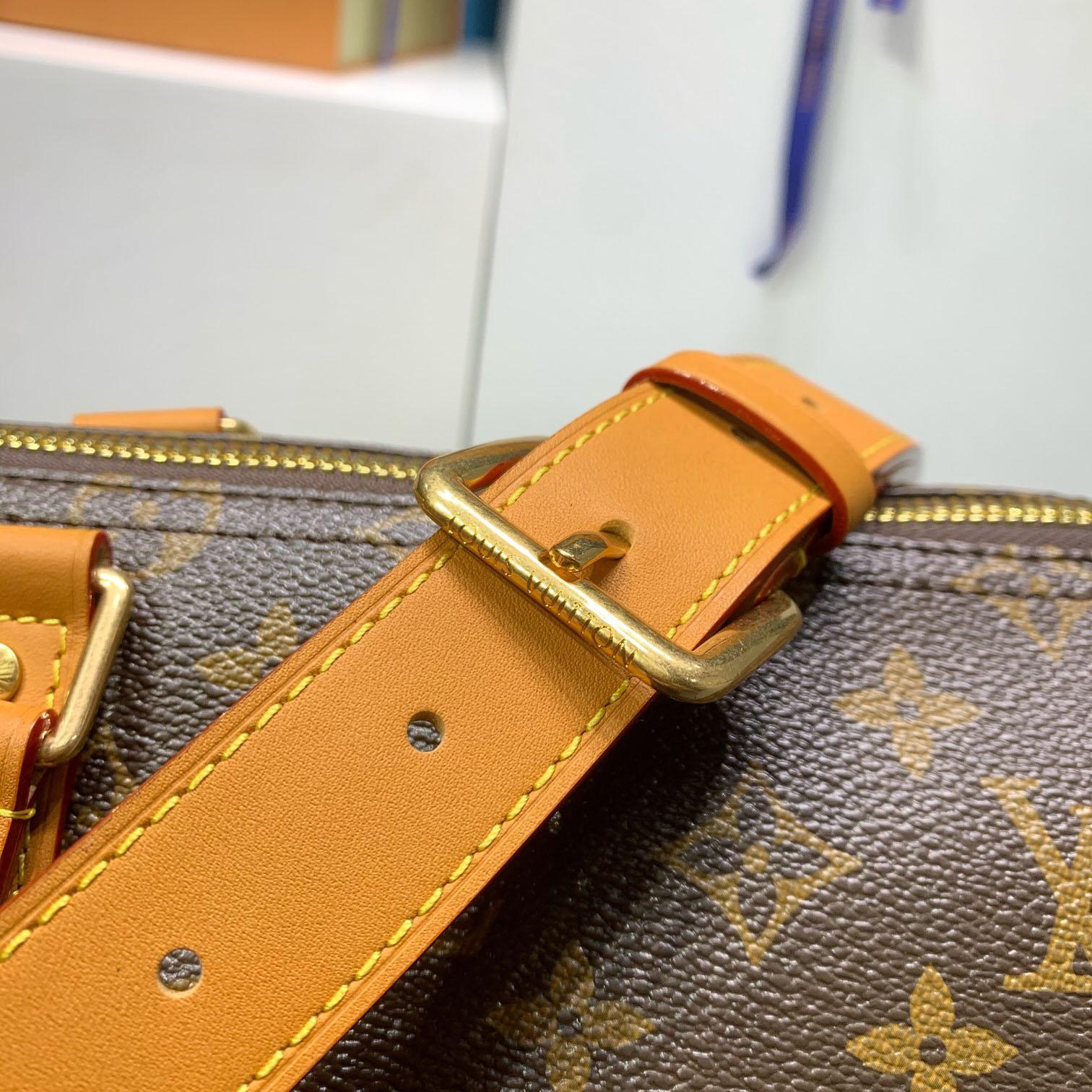 Louis Vuitton Needle Bag M28116 - DopestKickz