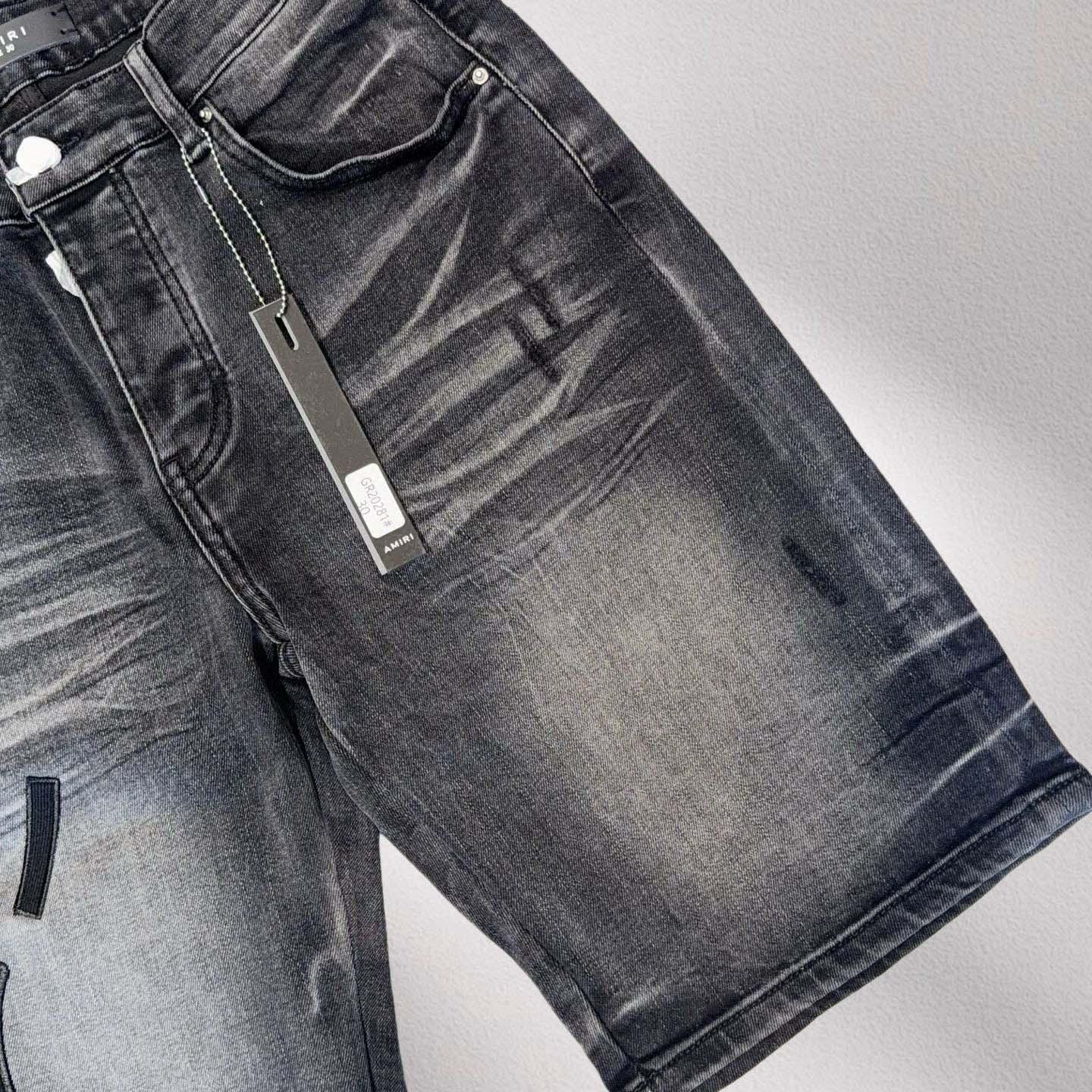 Amiri Shorts    20281 - DopestKickz