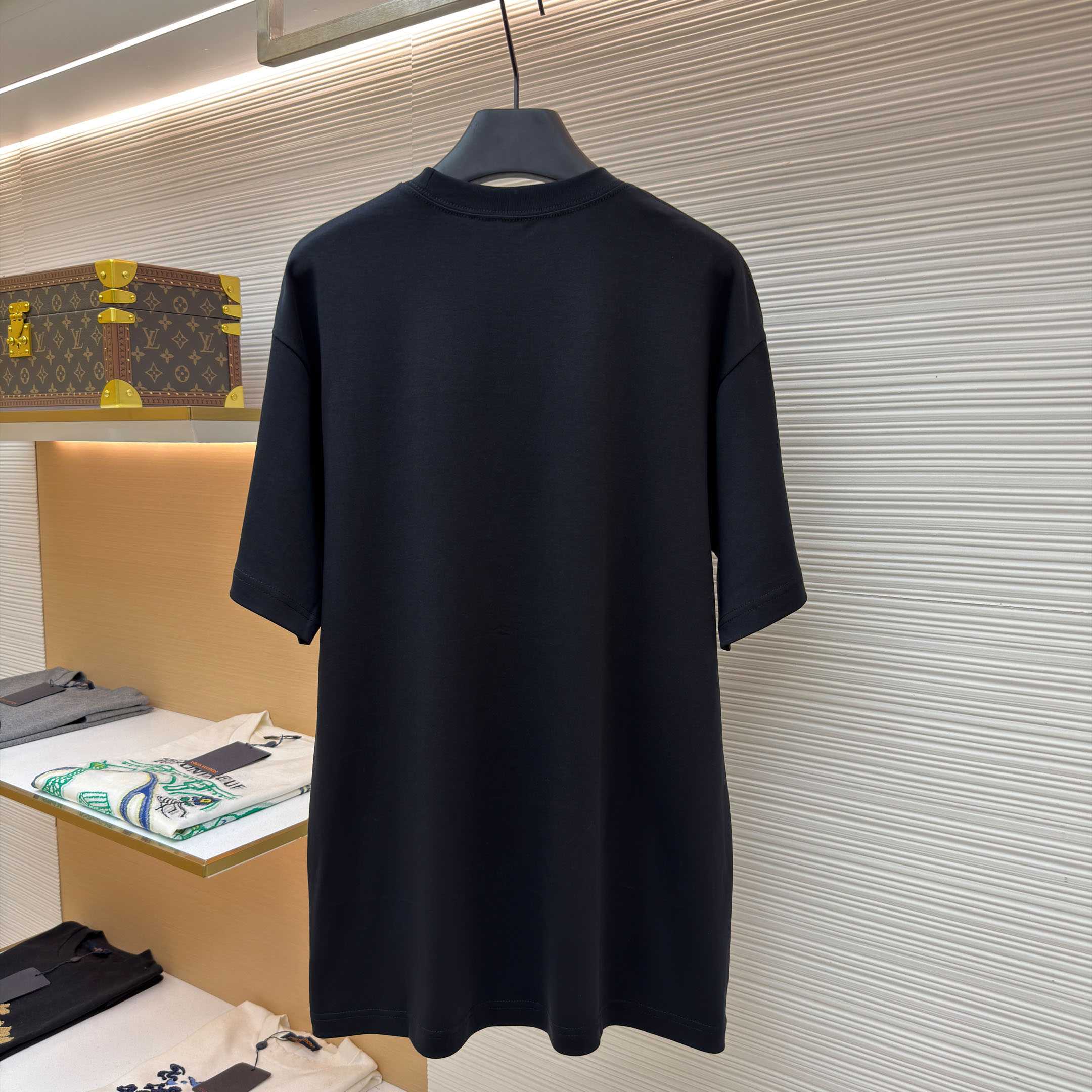  Dior T-Shirt With Embroidery - DopestKickz