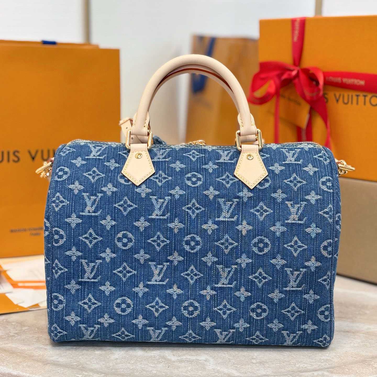 Louis Vuitton Speedy Soft 30 M14430 - DopestKickz