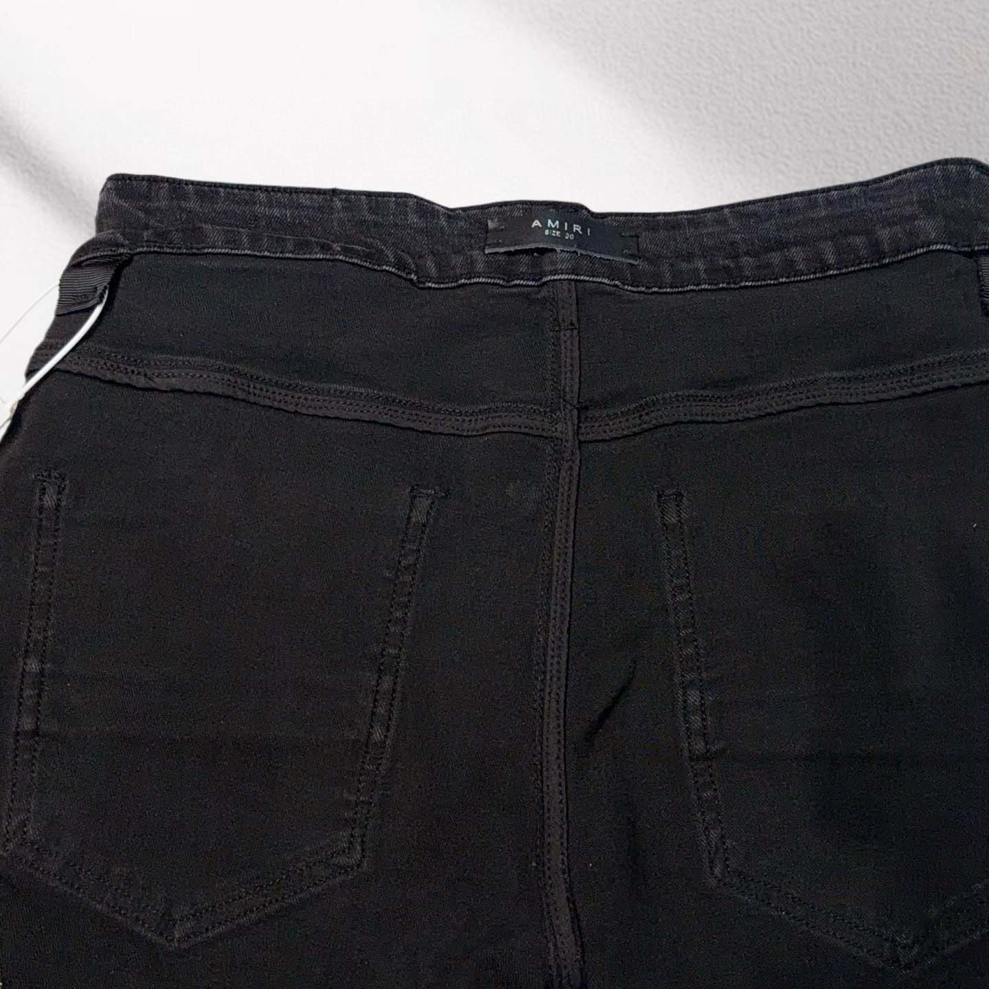 Amiri Shorts    20279 - DopestKickz