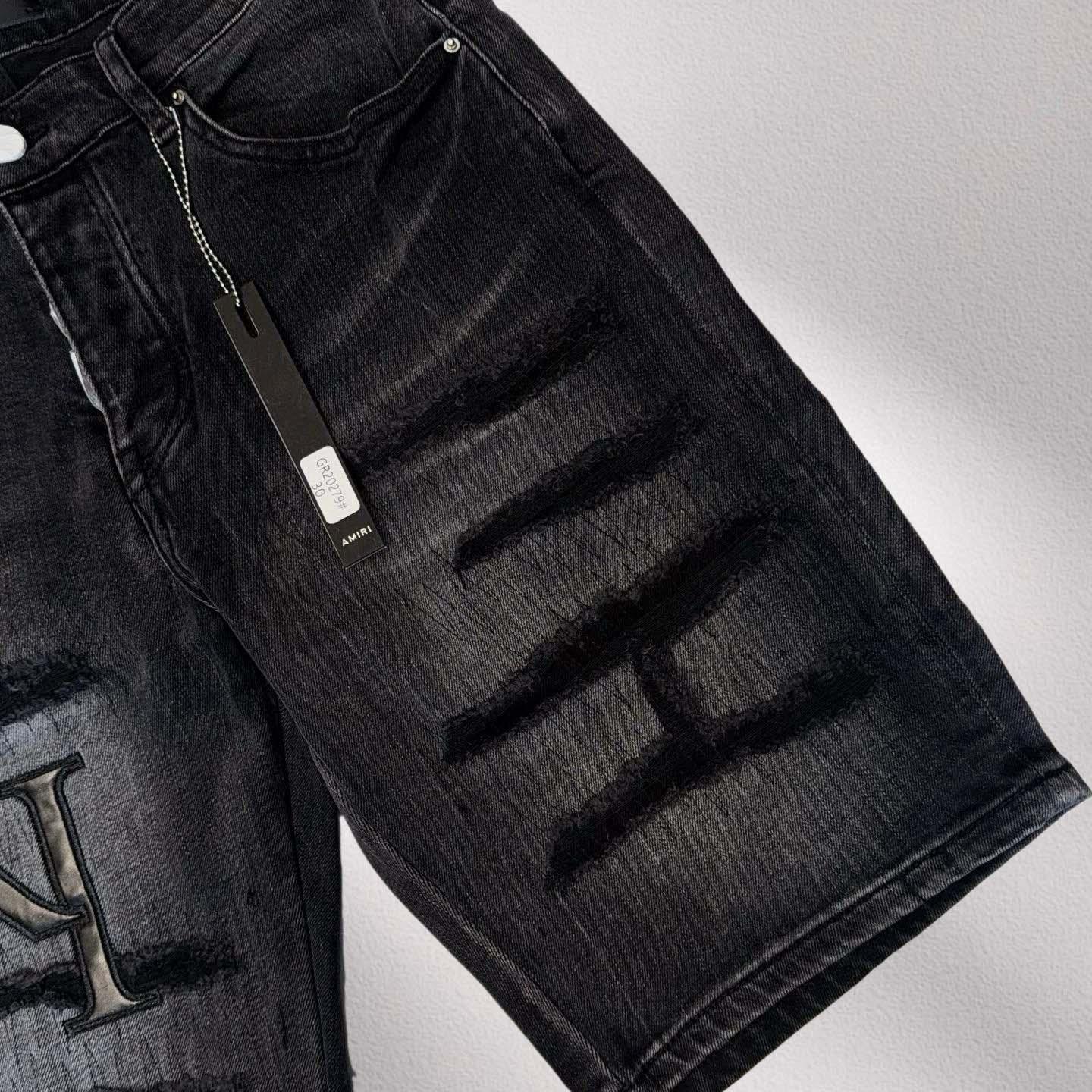 Amiri Shorts    20279 - DopestKickz