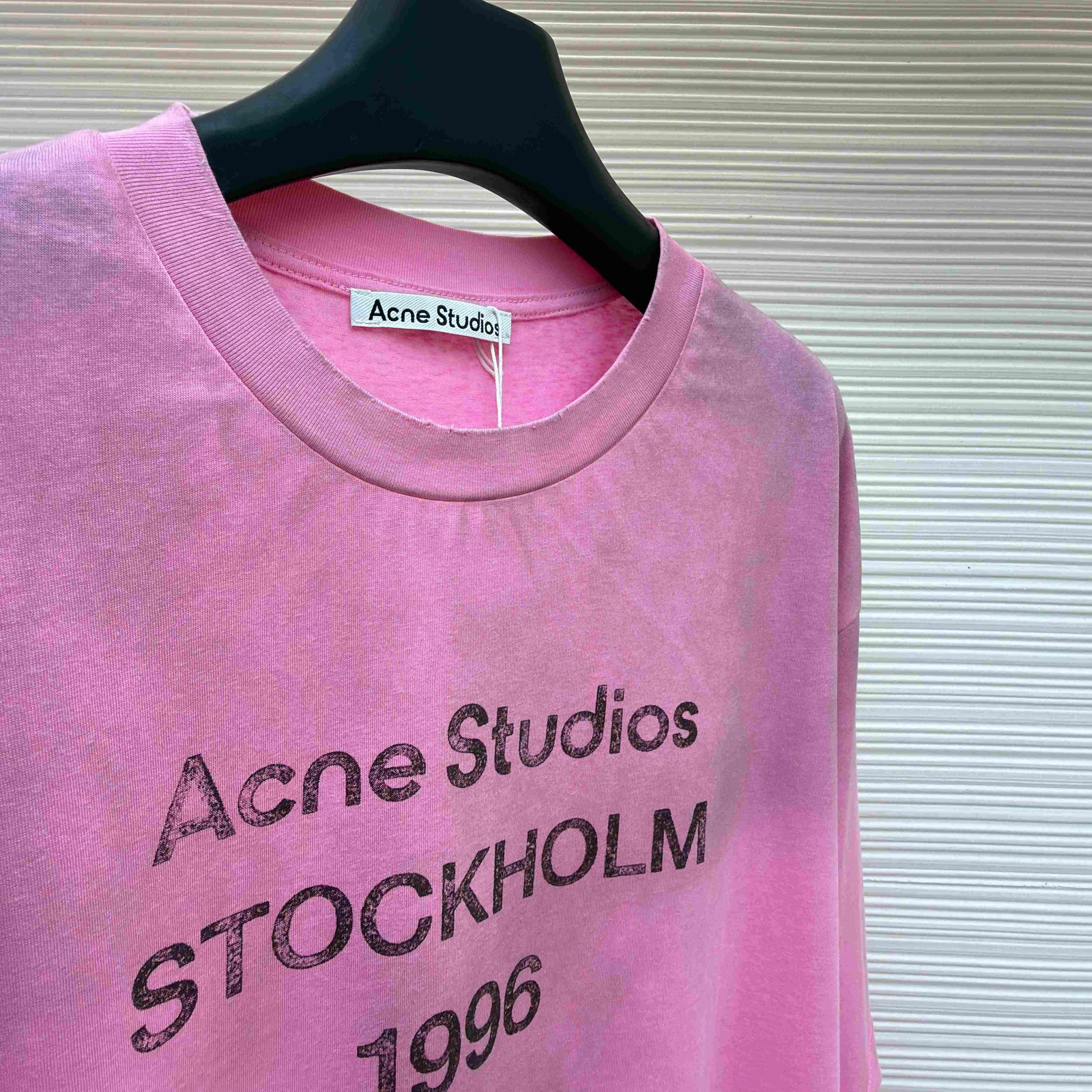 Acne Studios  Logo Tshirt - Relaxed Fit - DopestKickz