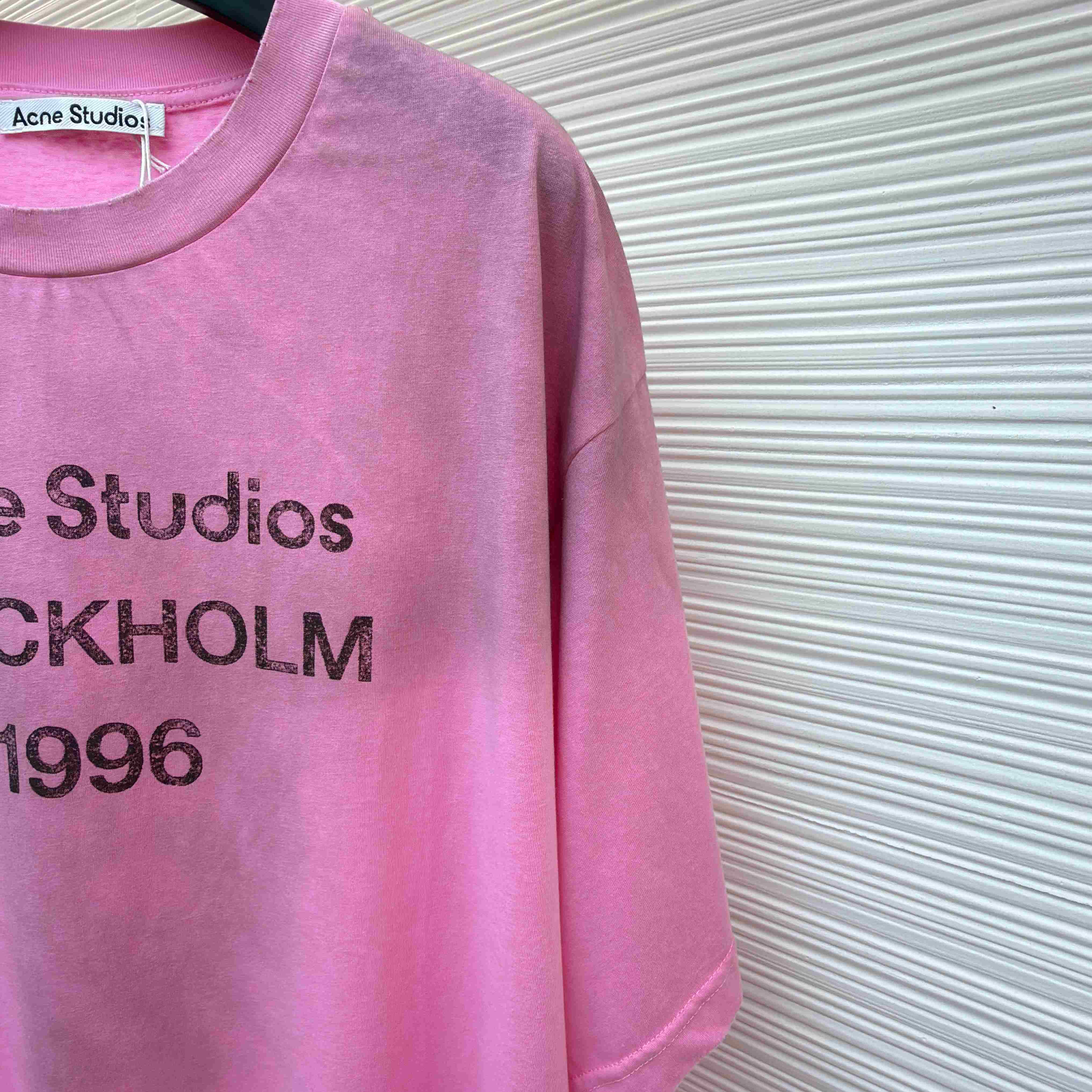 Acne Studios  Logo Tshirt - Relaxed Fit - DopestKickz