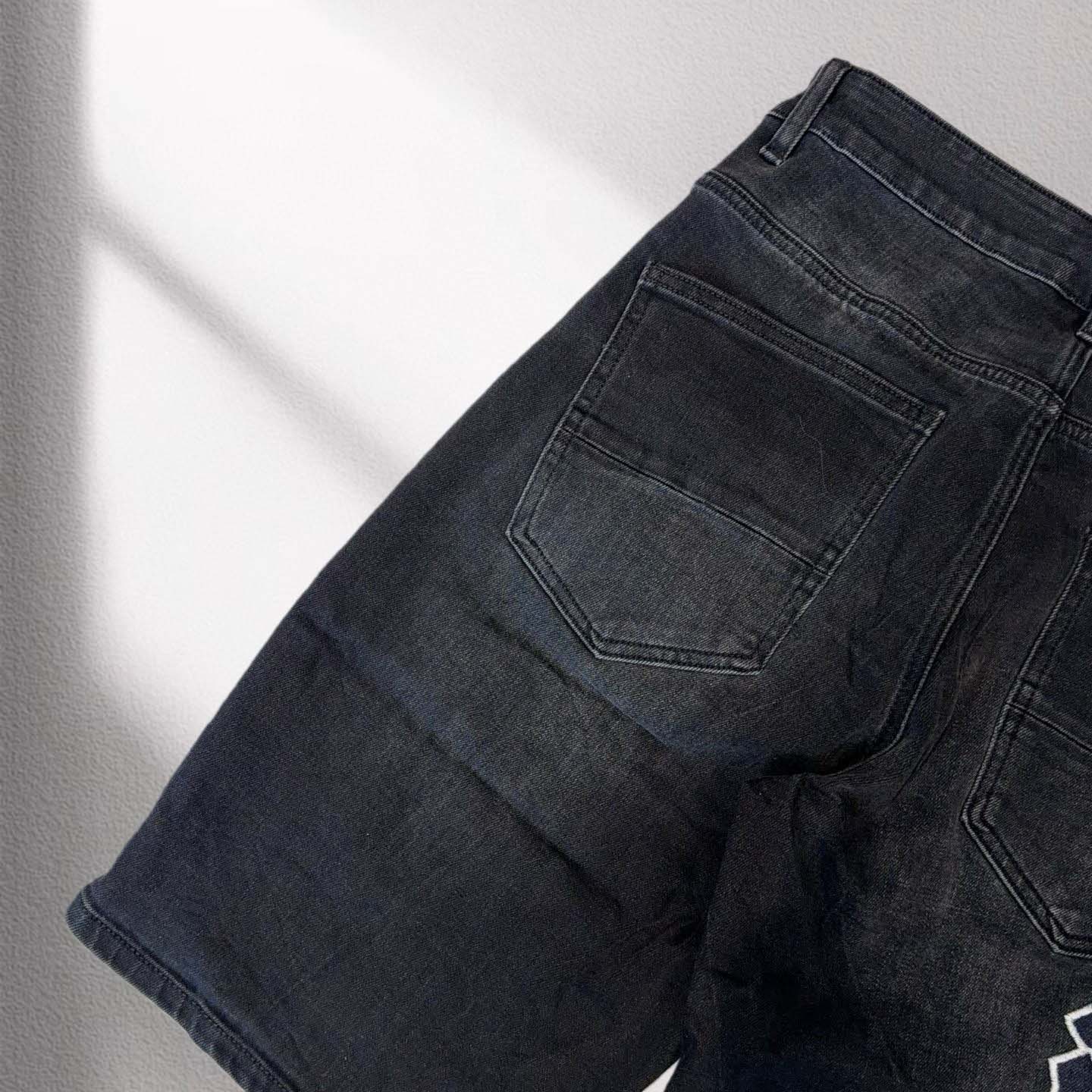 Amiri Shorts    20278 - DopestKickz