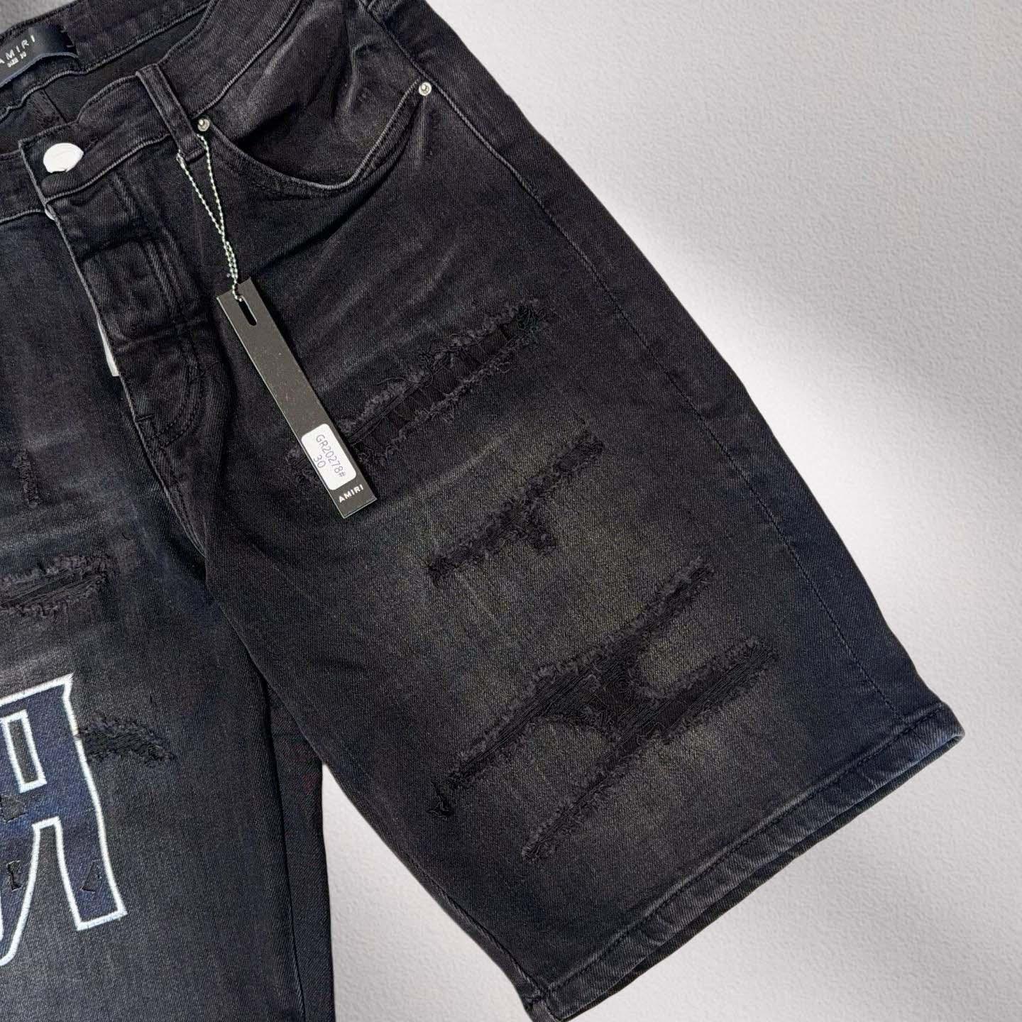 Amiri Shorts    20278 - DopestKickz