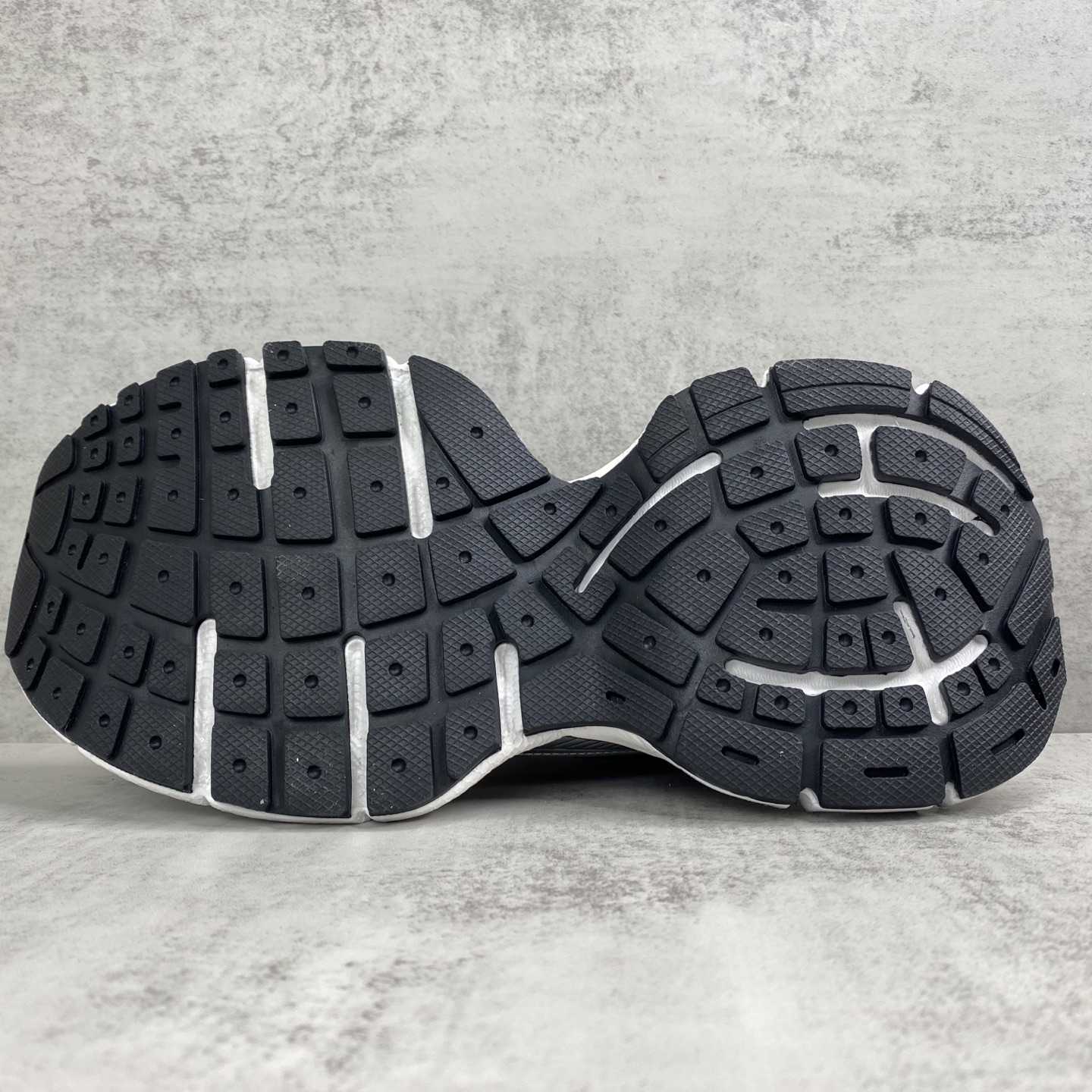 Balenciaga 3XL Sneaker - DopestKickz