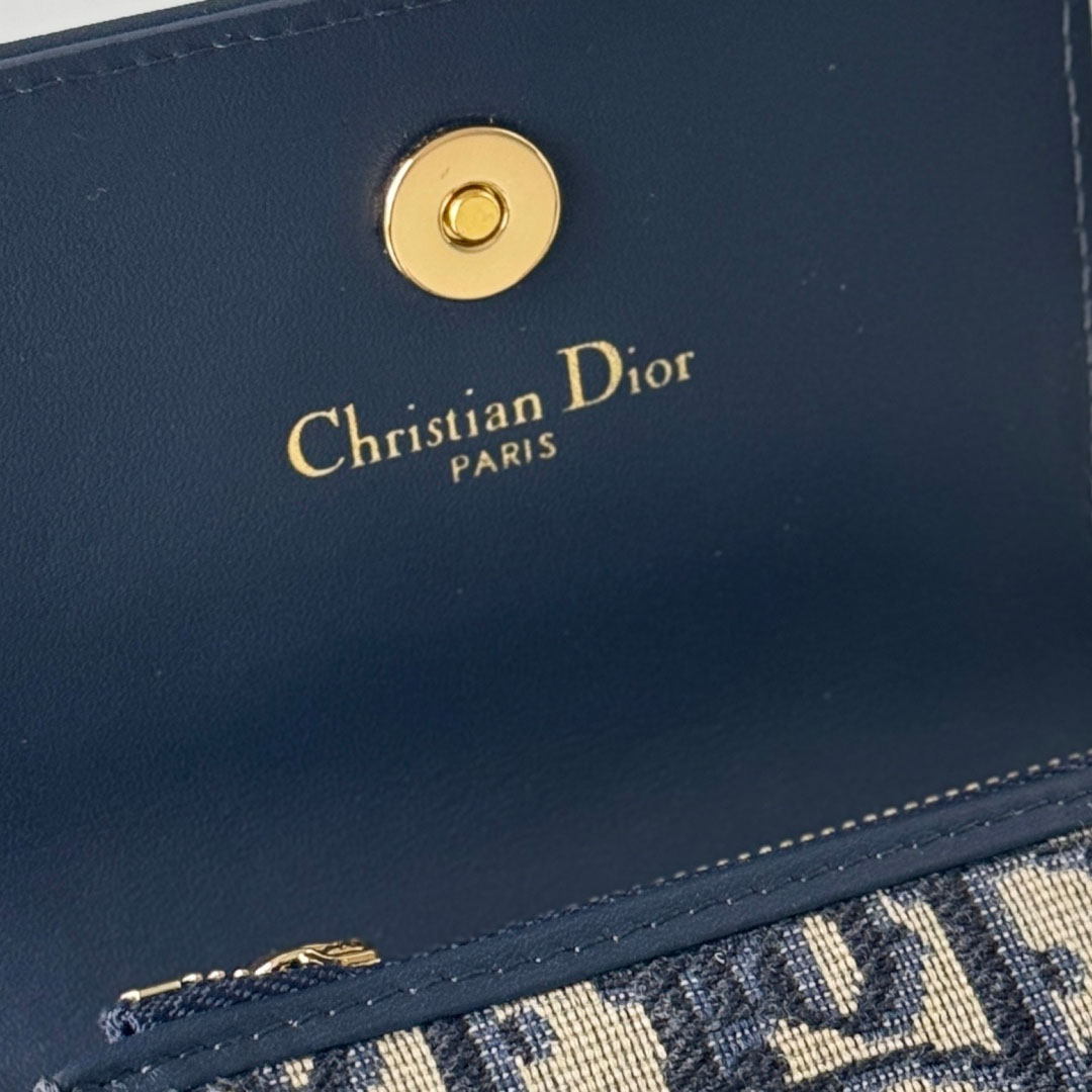Dior 30 Montaigne Glycine Wallet  - DopestKickz