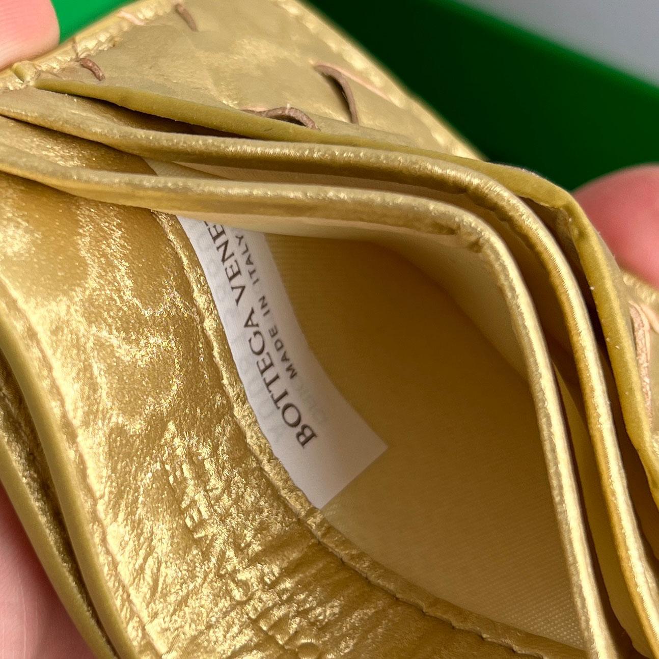 Bottega Veneta Intrecciato Credit Card Case - DopestKickz