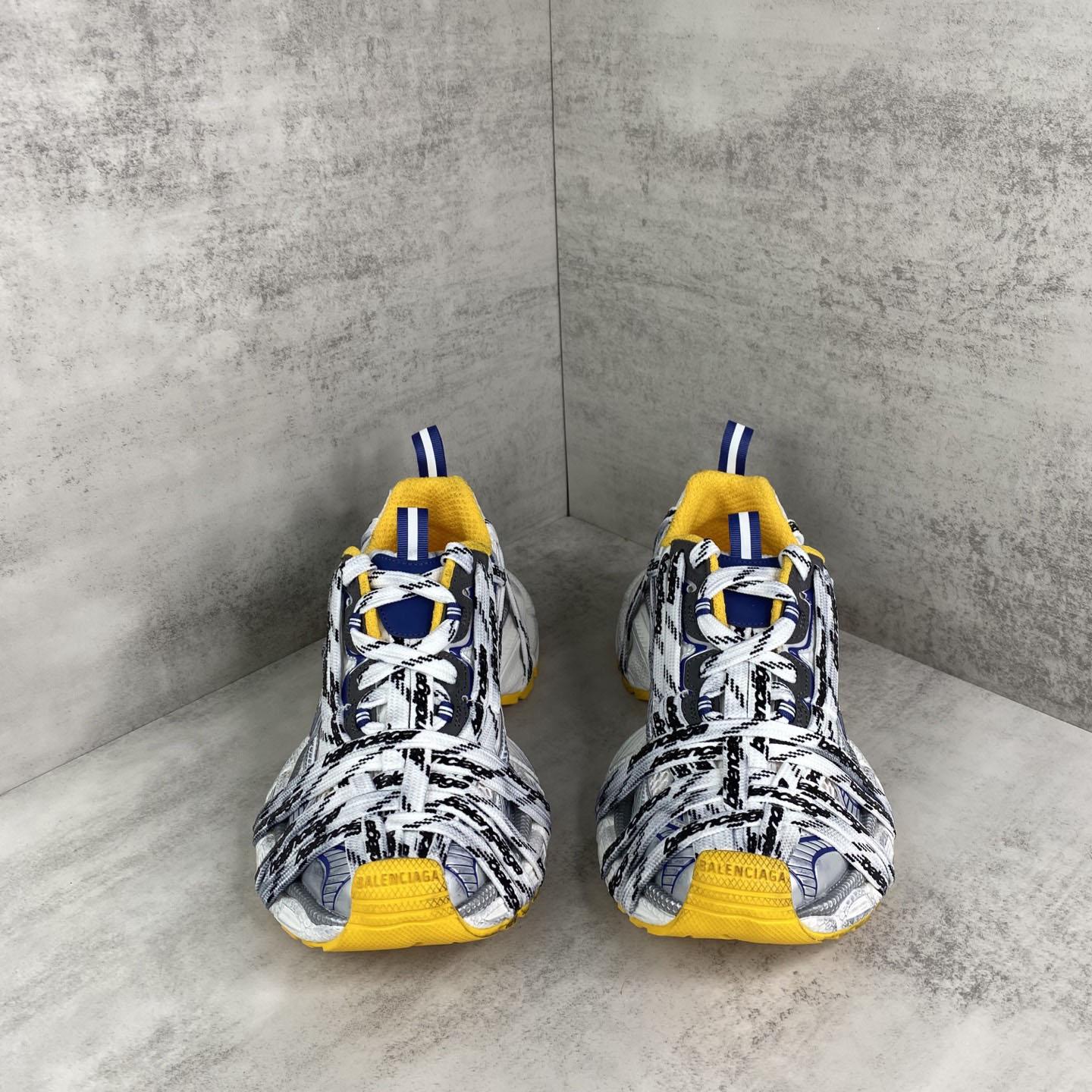 Balenciaga Balenciaga 3XL Extreme Laces Logo Sneaker - DopestKickz