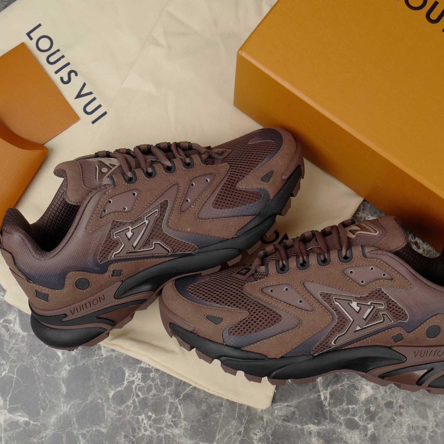 Louis Vuitton LV Runner Tatic Sneaker 1AJAPO - DopestKickz