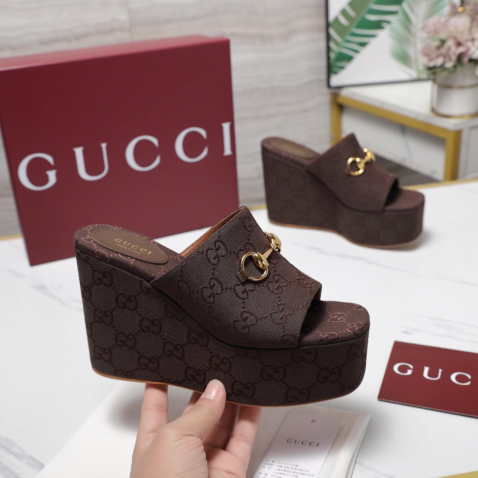 Gucci Wedge Sandal With Horsebit - DopestKickz