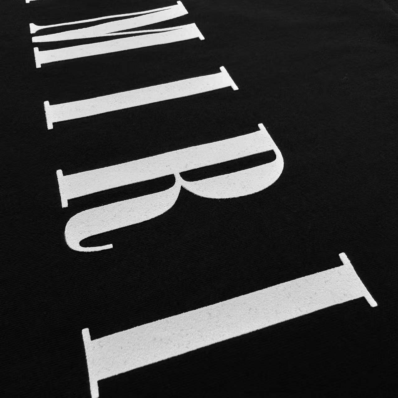 Amiri Core Logo-print T-shirt - DopestKickz