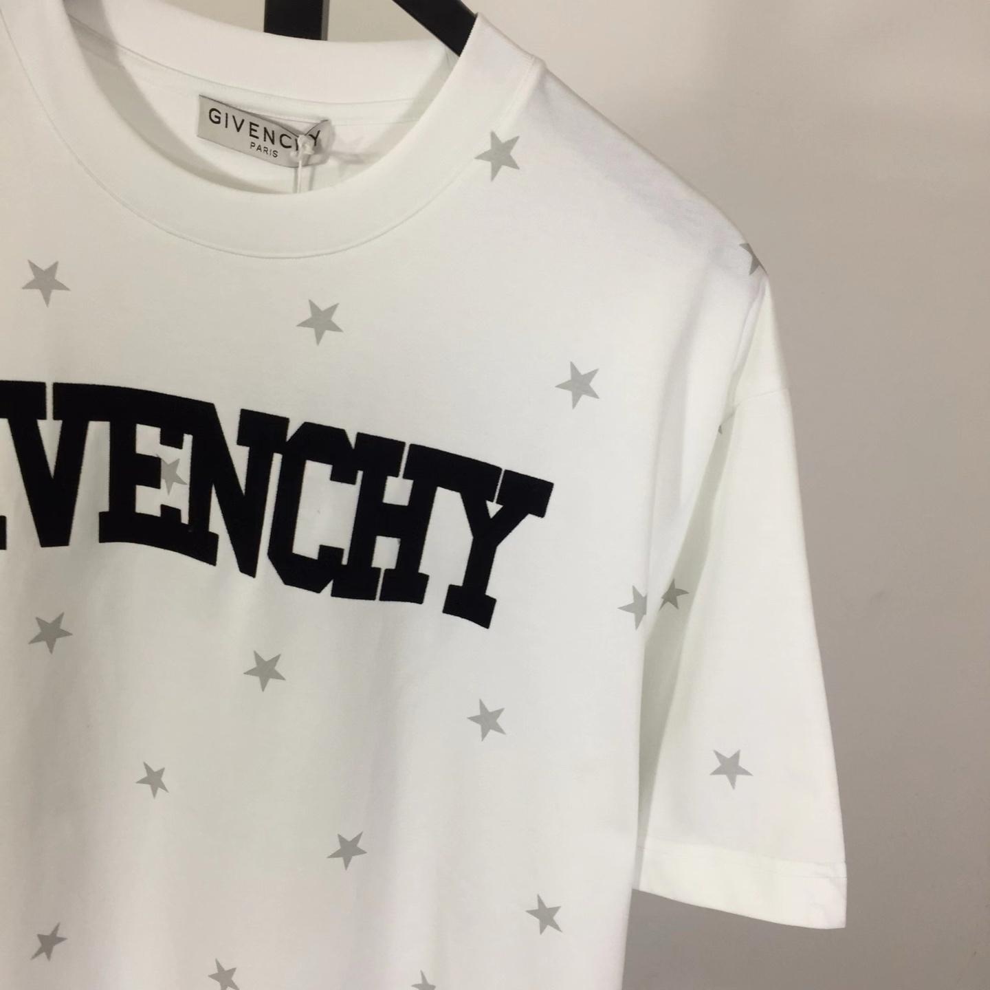 Givenchy Cotton T-shirt - DopestKickz