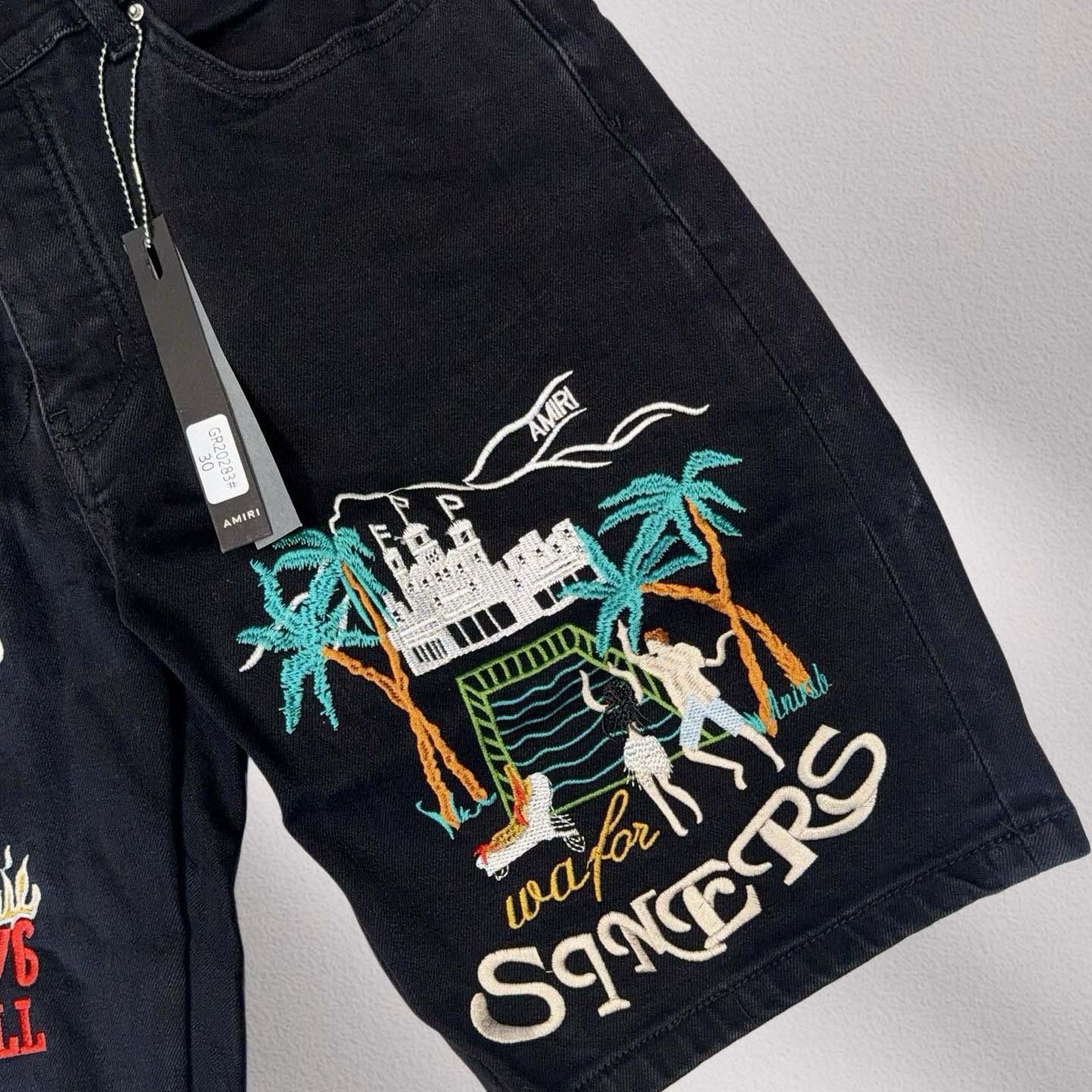 Amiri Shorts    20283 - DopestKickz