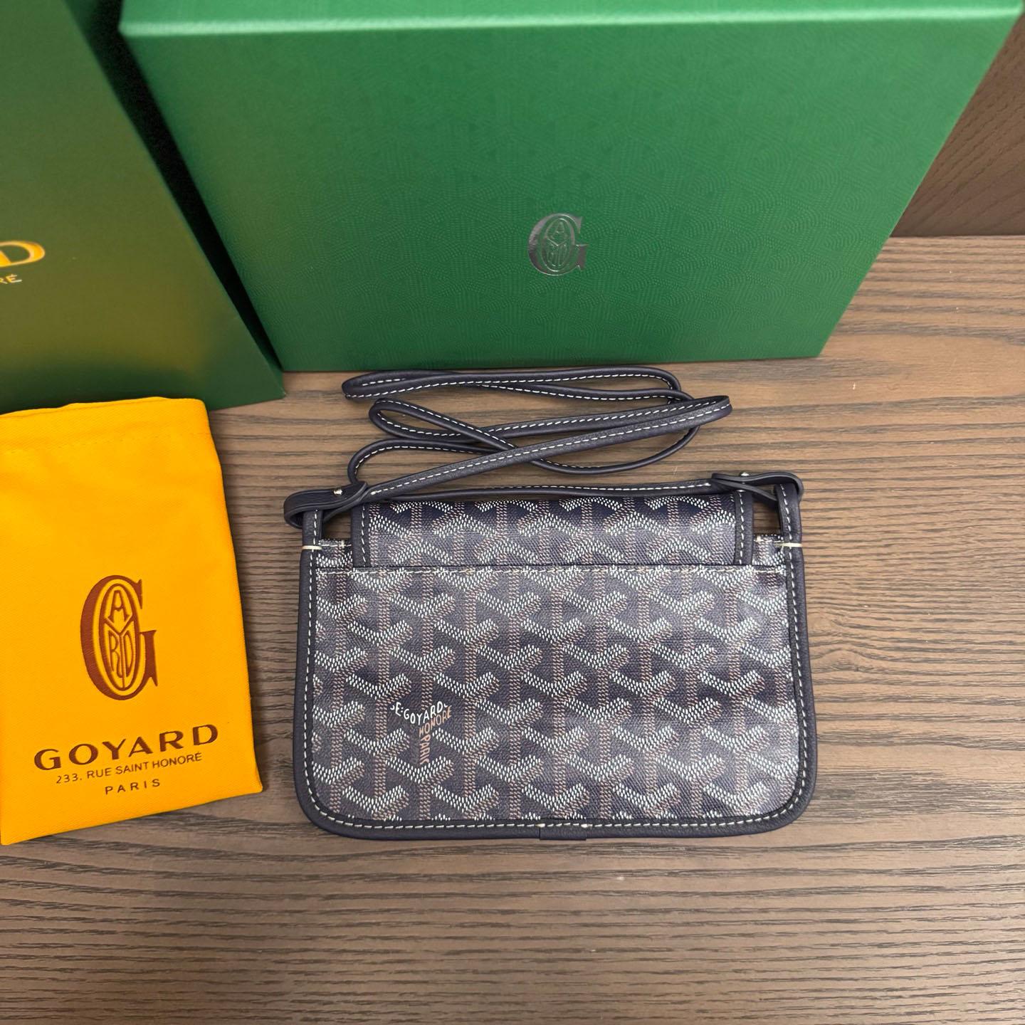 Goyard Plumet Pocket Wallet - DopestKickz