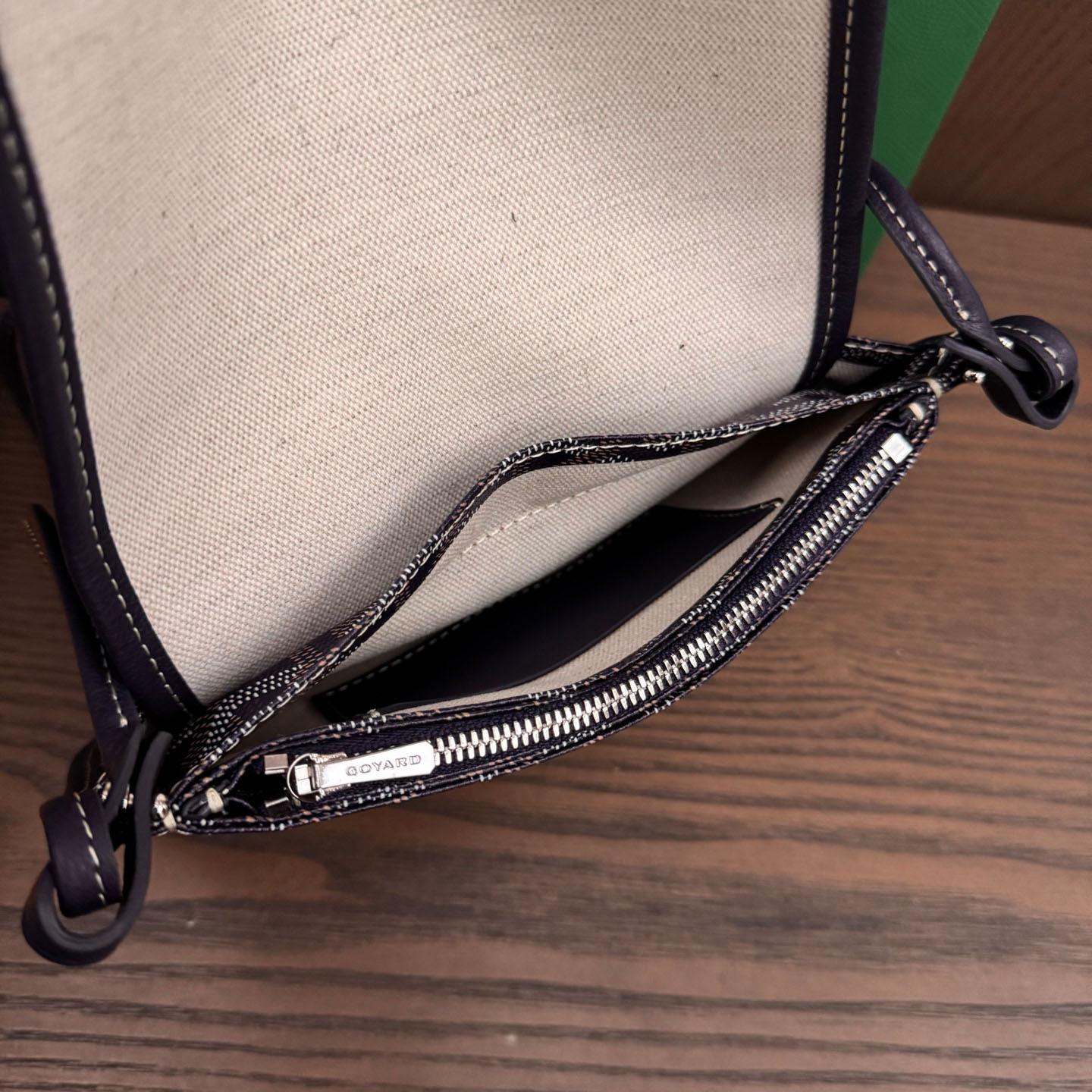 Goyard Plumet Pocket Wallet - DopestKickz