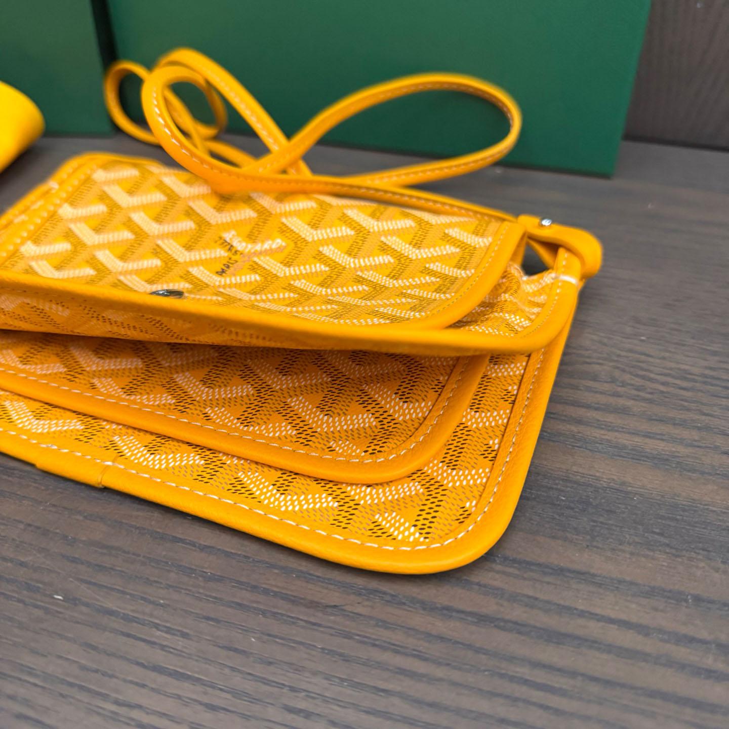 Goyard Plumet Pocket Wallet - DopestKickz