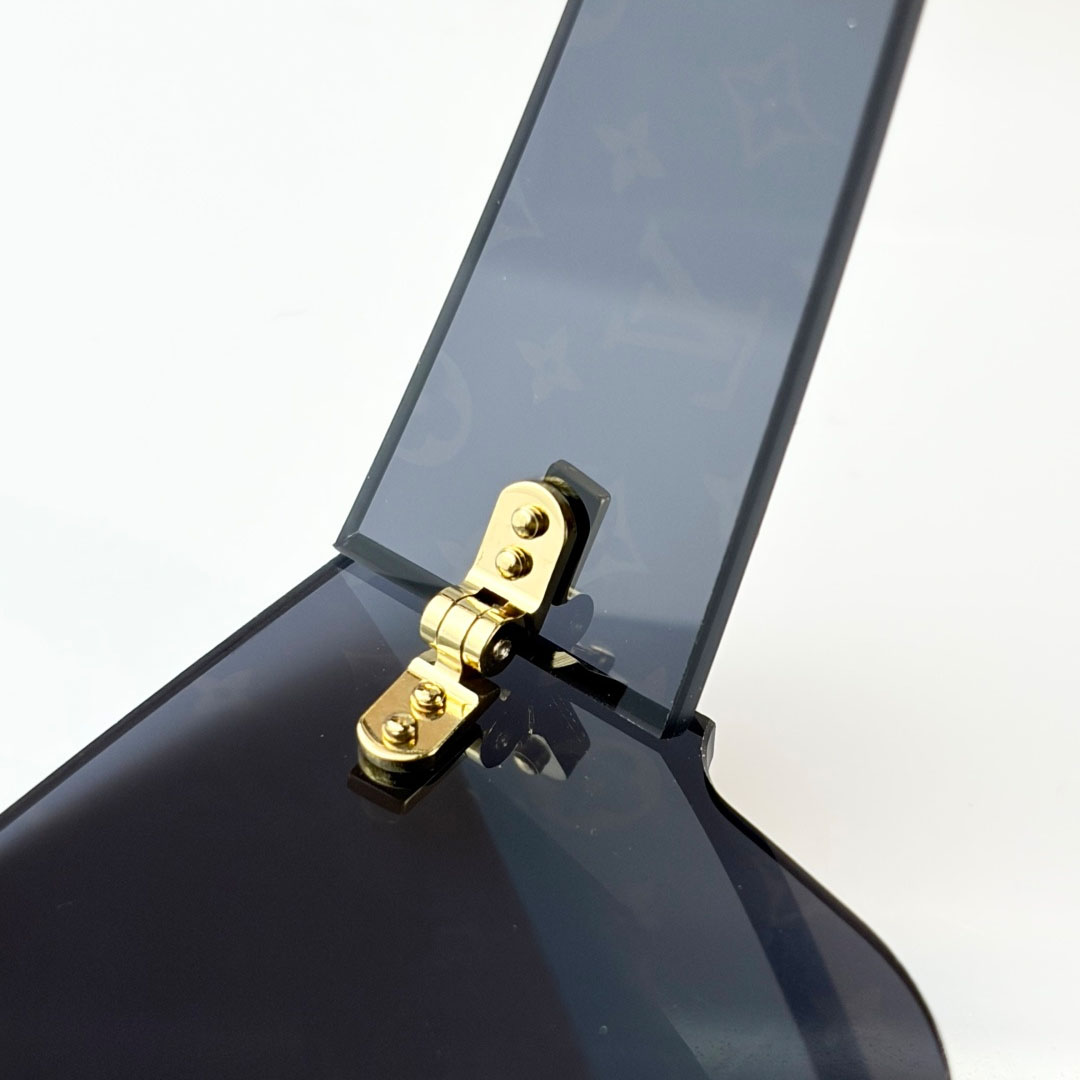 Louis Vuitton Sunglasses   Z2198U - DopestKickz