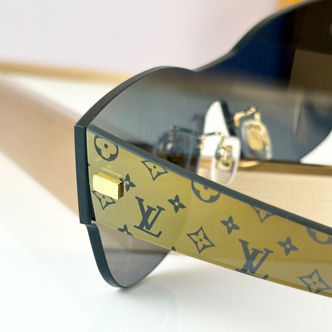 Louis Vuitton Sunglasses   Z2198U - DopestKickz