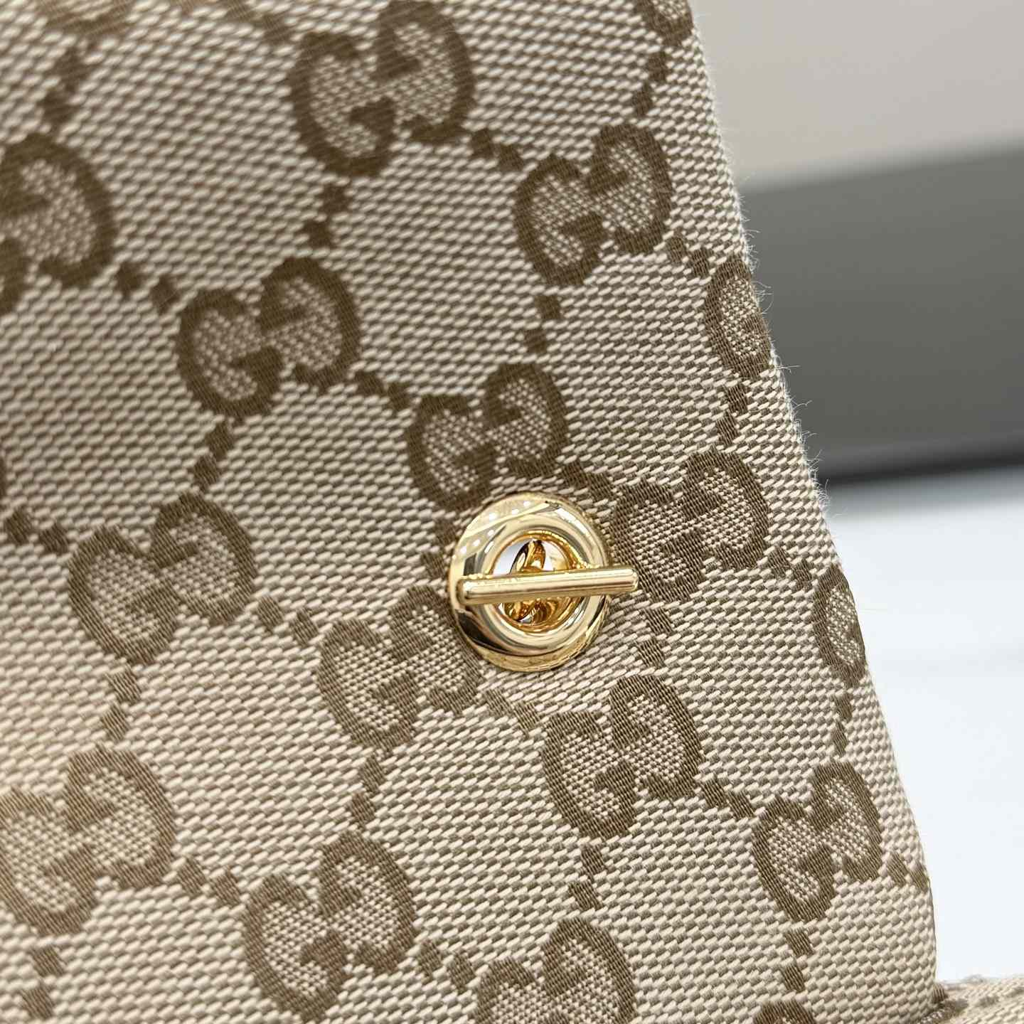 Gucci GG Marmont Mini Shoulder Bag - DopestKickz