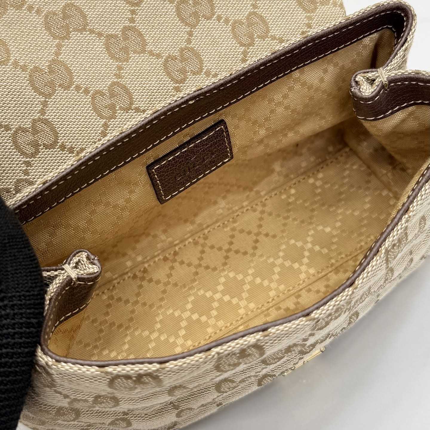 Gucci GG Marmont Mini Shoulder Bag - DopestKickz