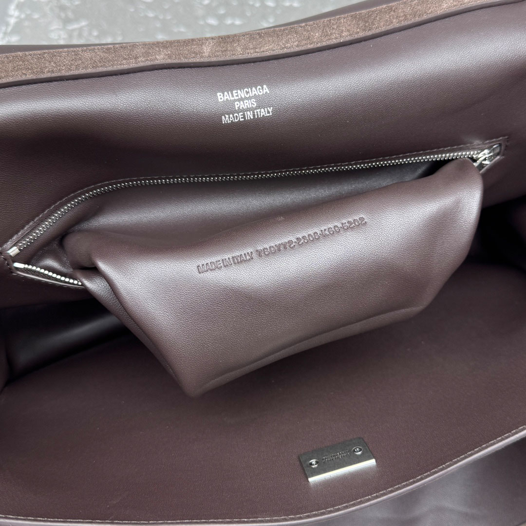Balenciaga Rodeo Handbag Medium In Light Espresso - DopestKickz