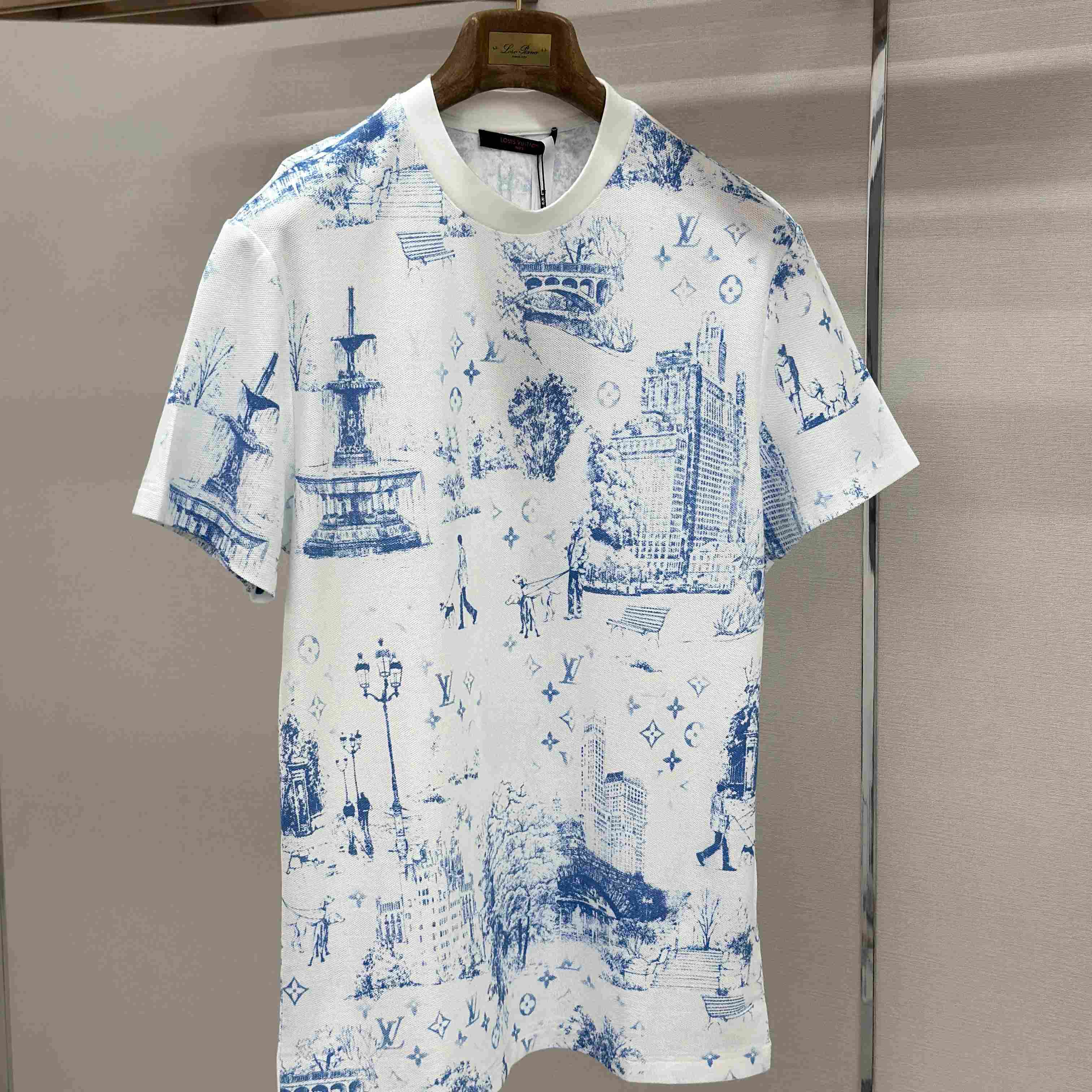 Louis Vuitton Playera en Piqué De Algodón Con Estampado 1AGJZ2 - DopestKickz