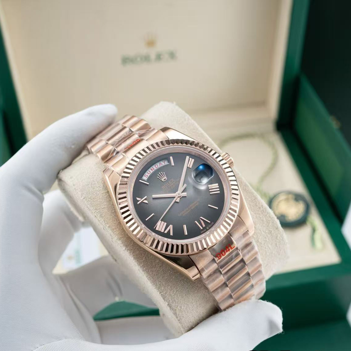 Rolex Day-Date 40mm - DopestKickz