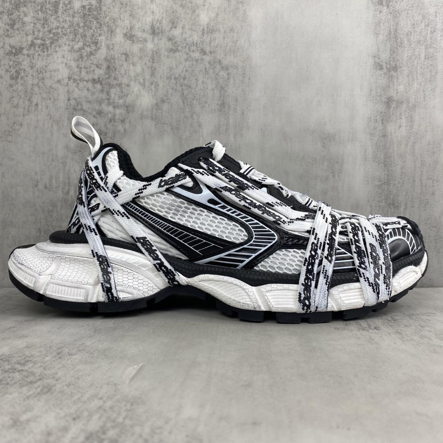 Balenciaga Balenciaga 3XL Extreme Laces Logo Sneaker - DopestKickz