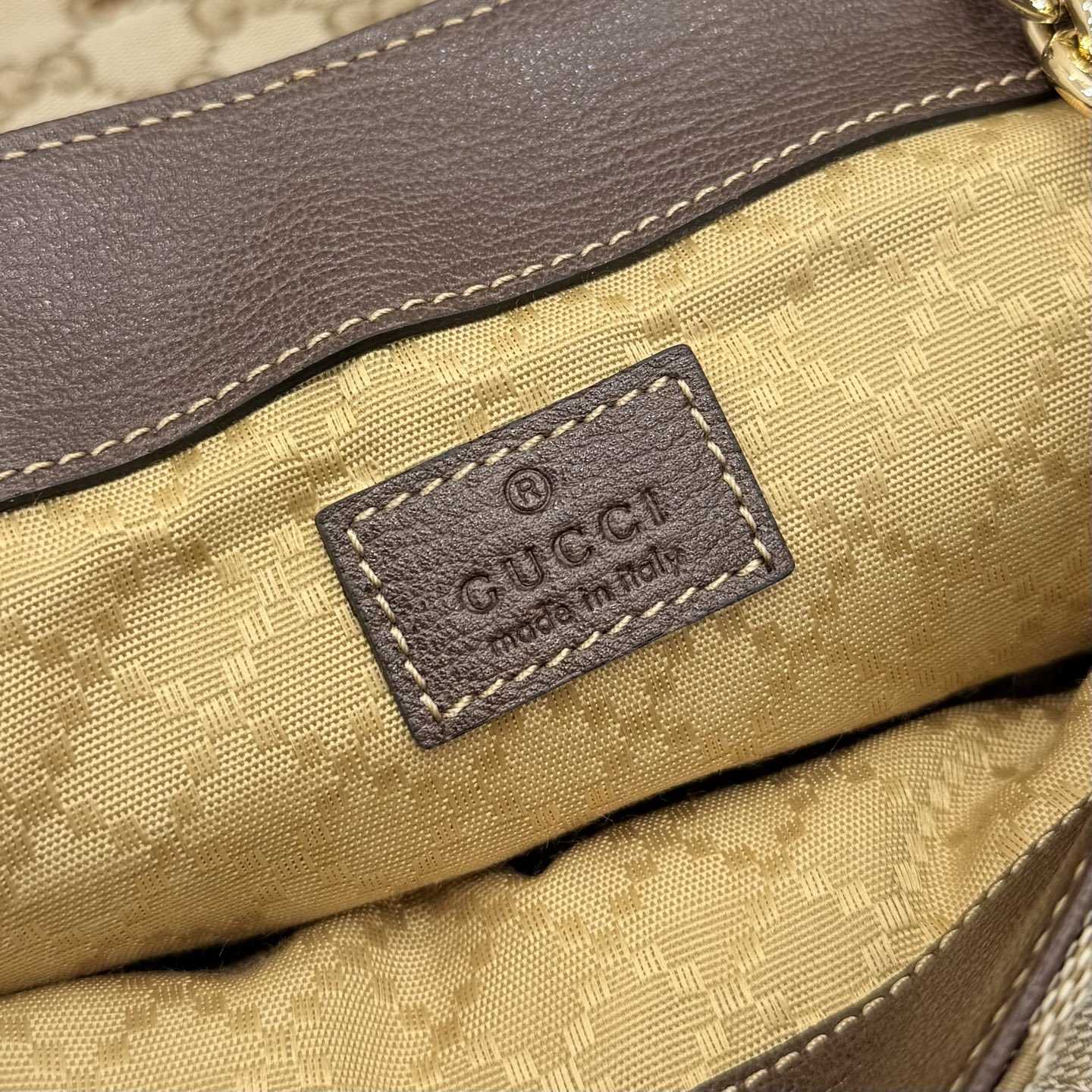 Gucci GG Marmont Small Shoulder Bag - DopestKickz
