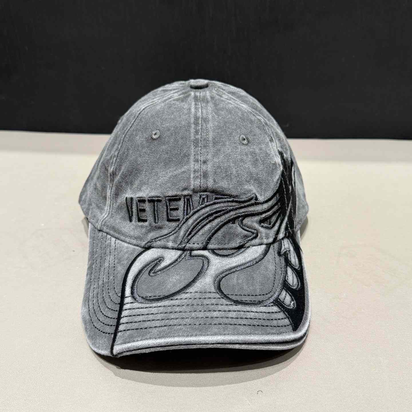 Vetements Cap  - DopestKickz