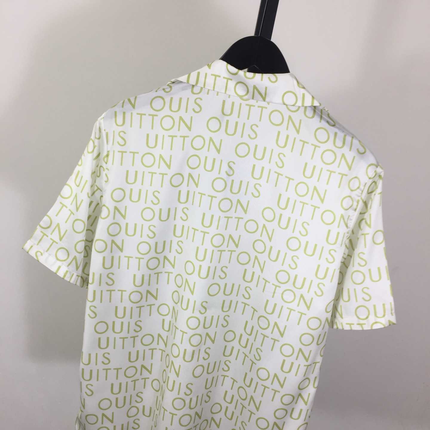Louis Vuitton Short-Sleeved Printed Silk Shirt   1AJUTC - DopestKickz