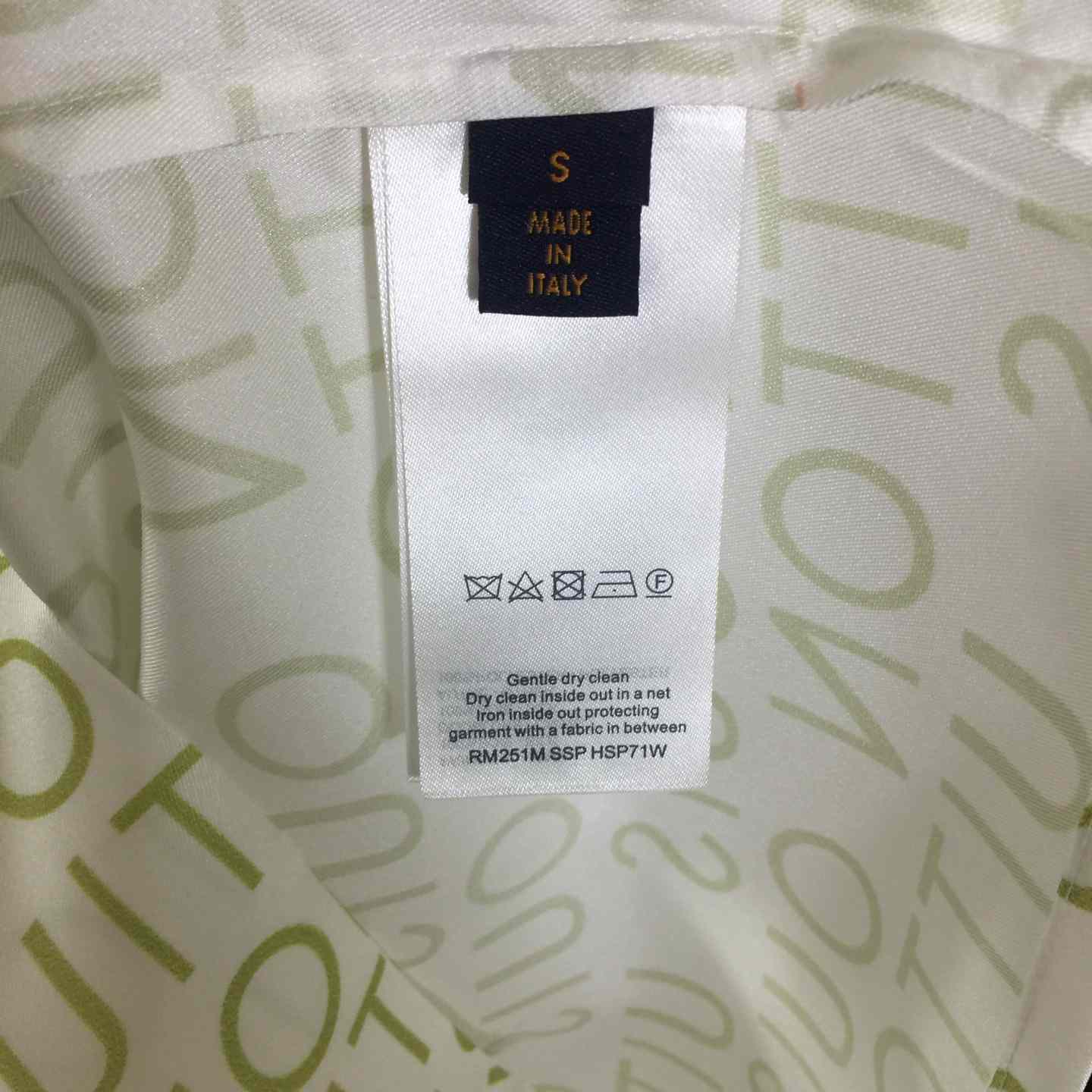 Louis Vuitton Short-Sleeved Printed Silk Shirt   1AJUTC - DopestKickz