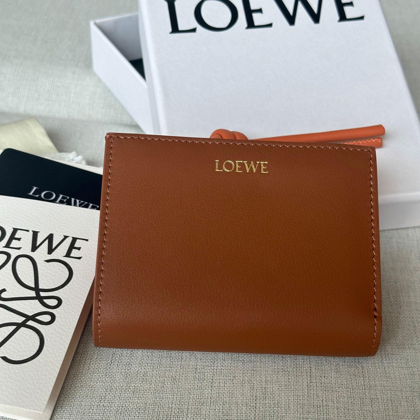 Loewe Knot Compact Wallet - DopestKickz