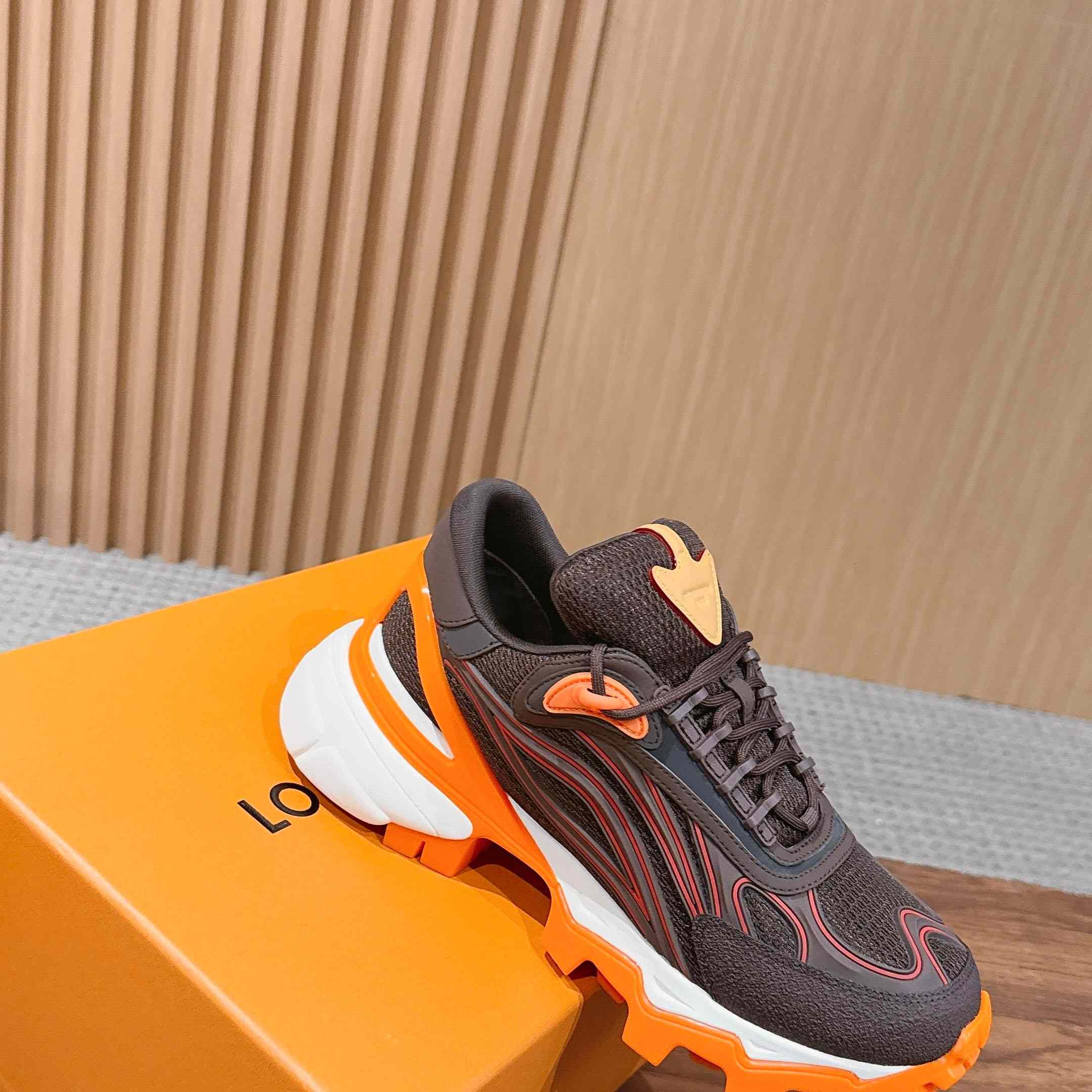 Louis Vuitton Summit Sneaker 1AJAF6 - DopestKickz