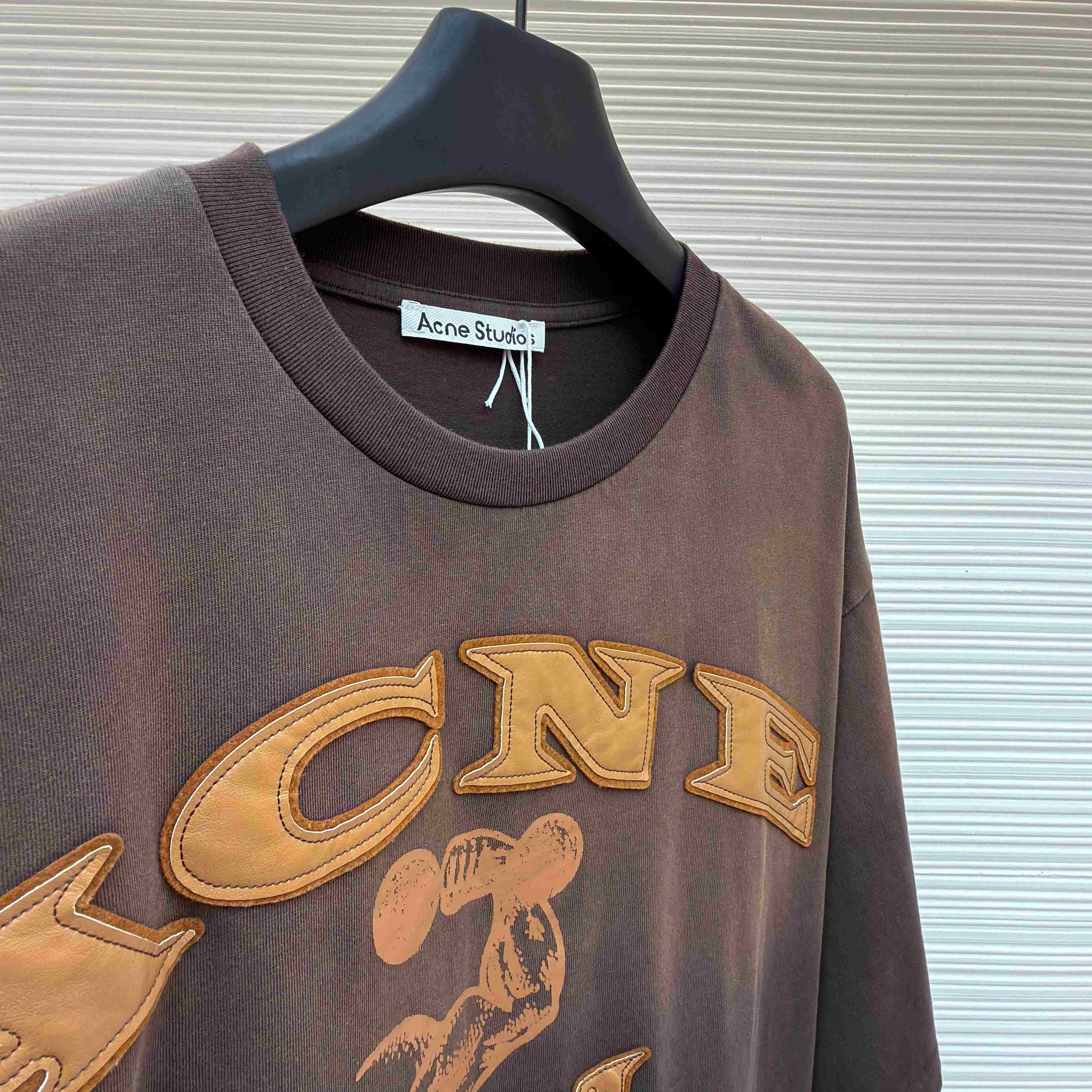 Acne Studios  Gym Logo T-shirt - DopestKickz