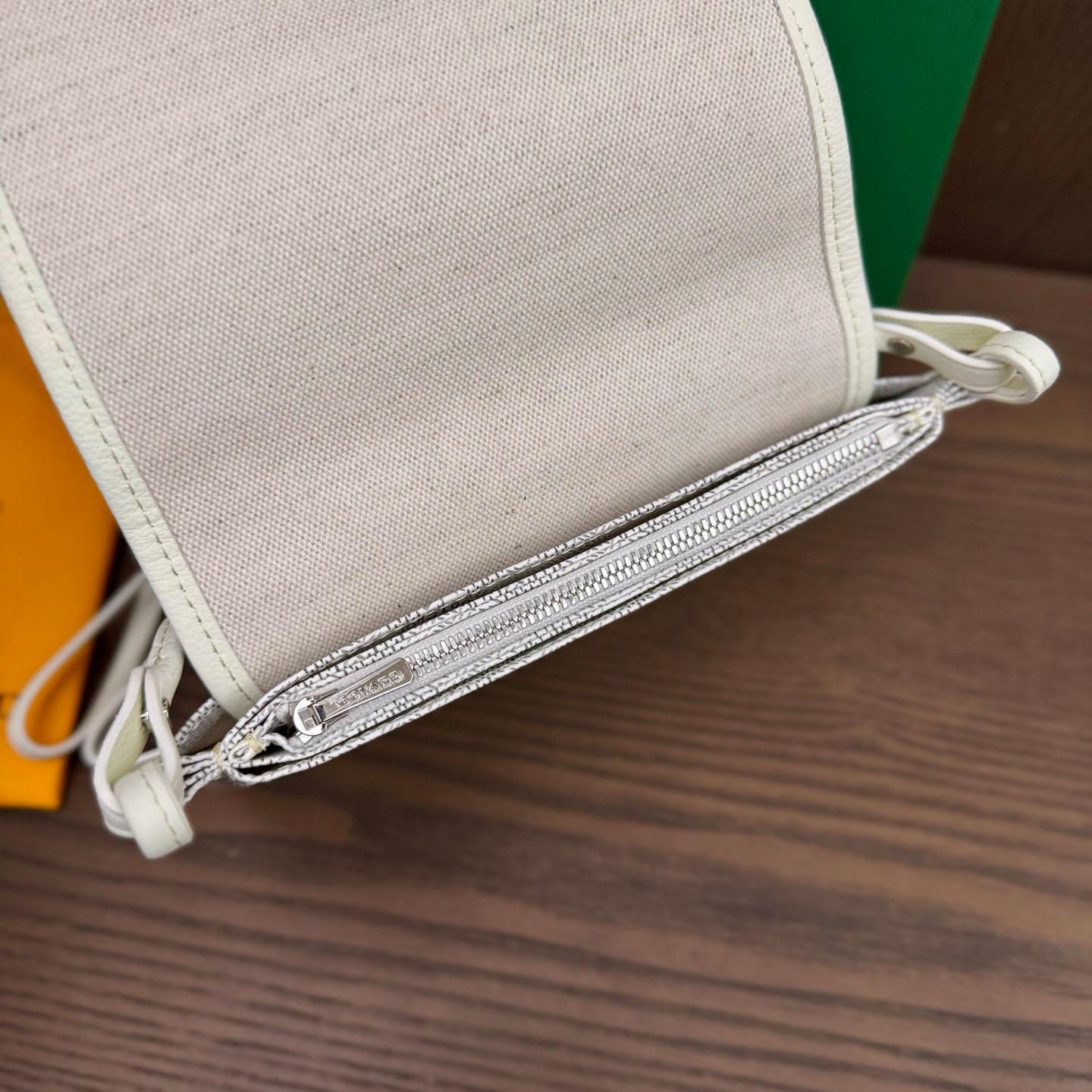 Goyard Plumet Pocket Wallet - DopestKickz