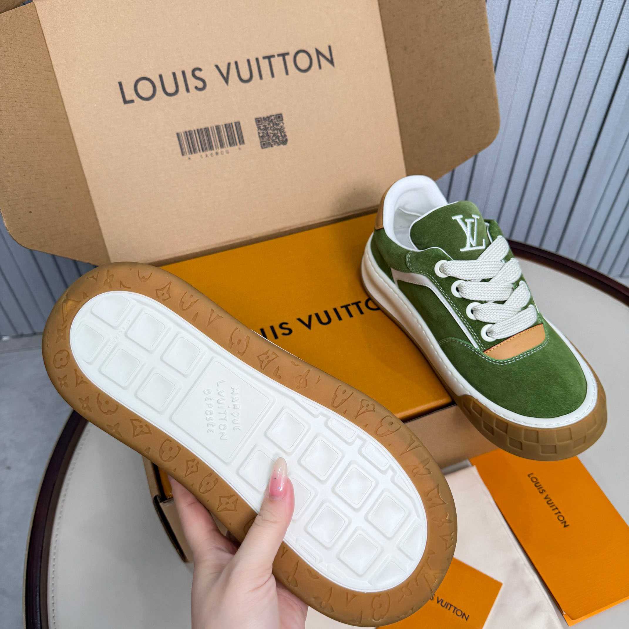 Louis Vuitton LV Tilted Sneaker 1AJTH1 - DopestKickz