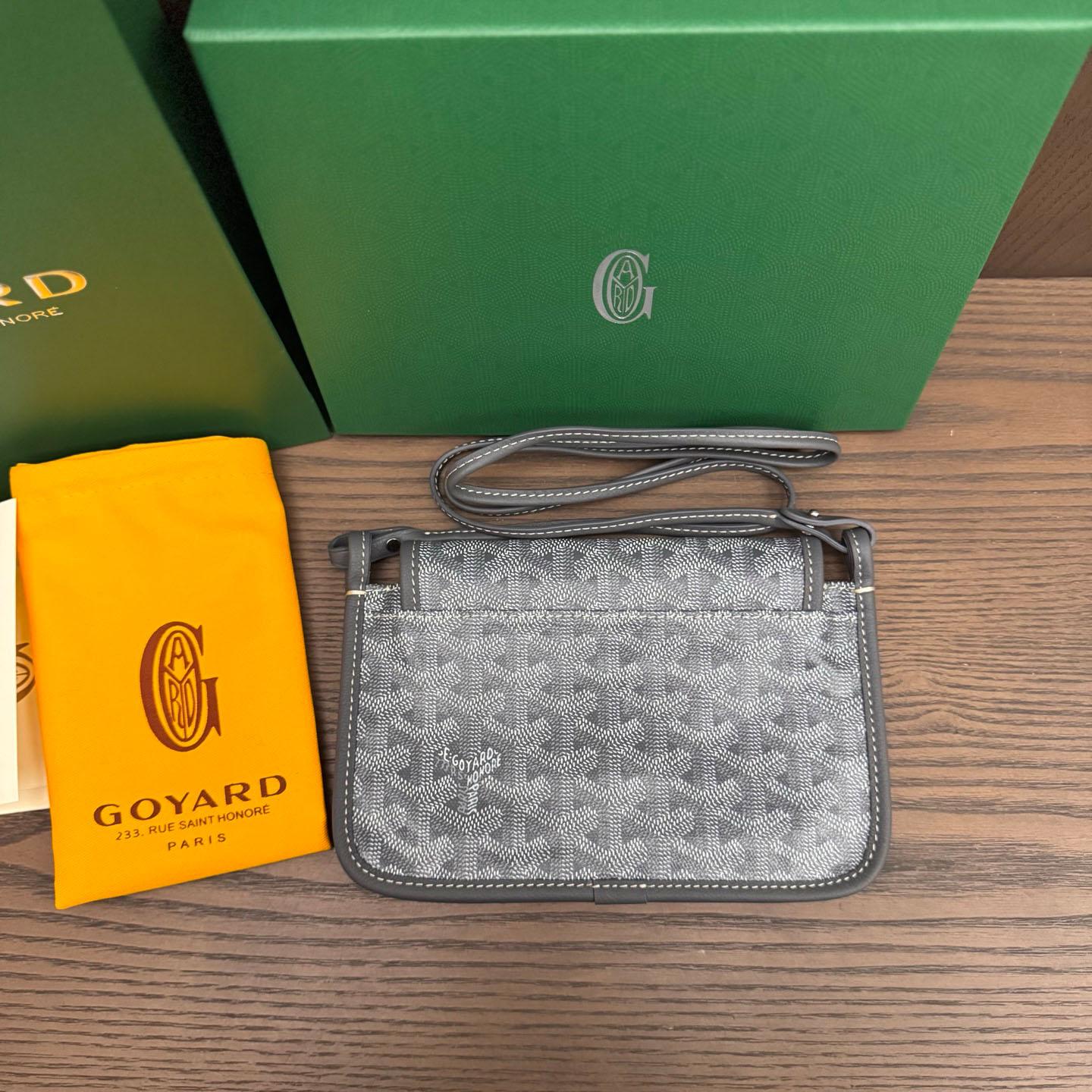 Goyard Plumet Pocket Wallet - DopestKickz