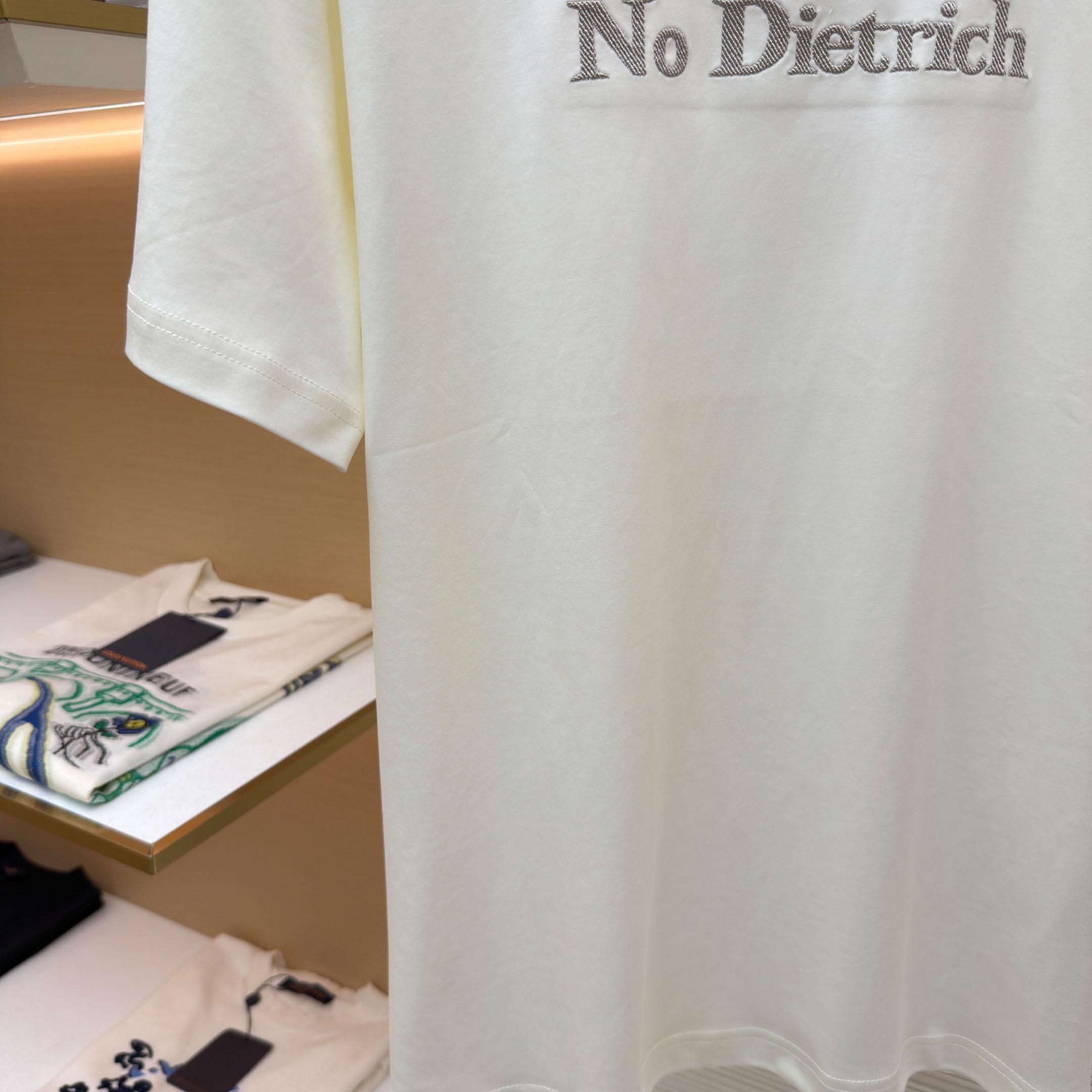  Dior T-shirt With Lettering - DopestKickz