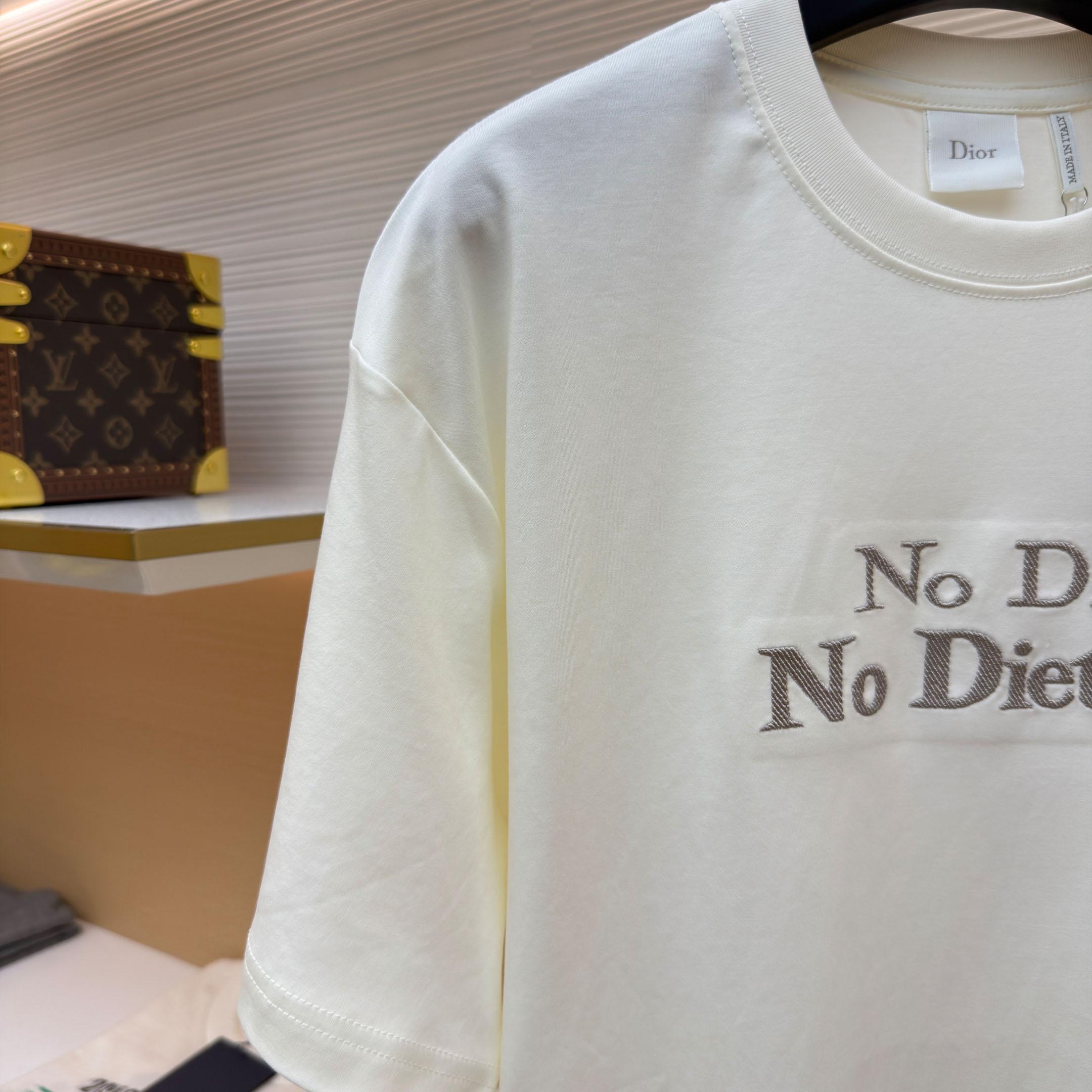 Dior T-shirt With Lettering - DopestKickz