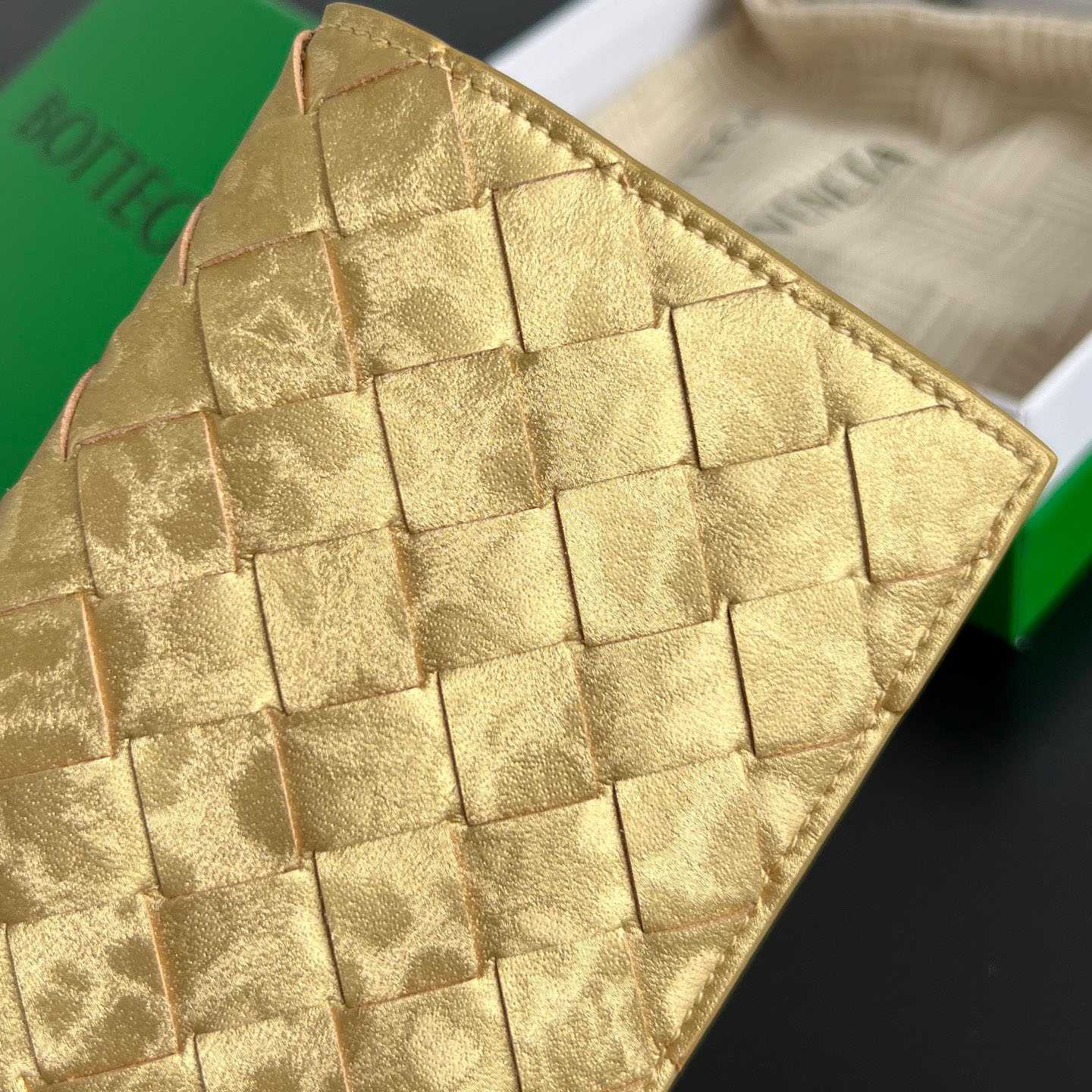 Bottega Veneta Intrecciato Passport Case - DopestKickz